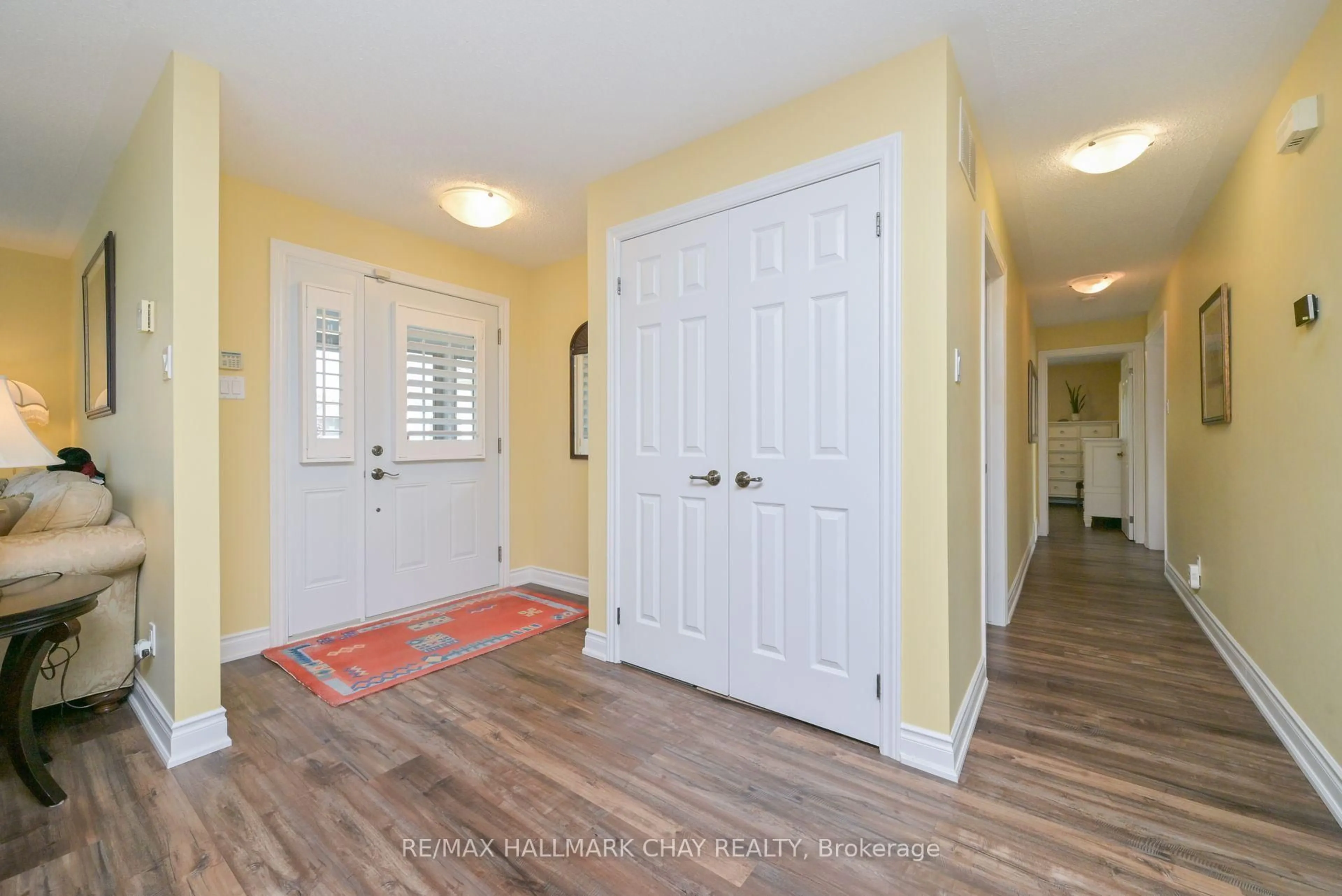 Indoor entryway for 23 Sinclair Cres, Ramara Ontario L3V 0L3