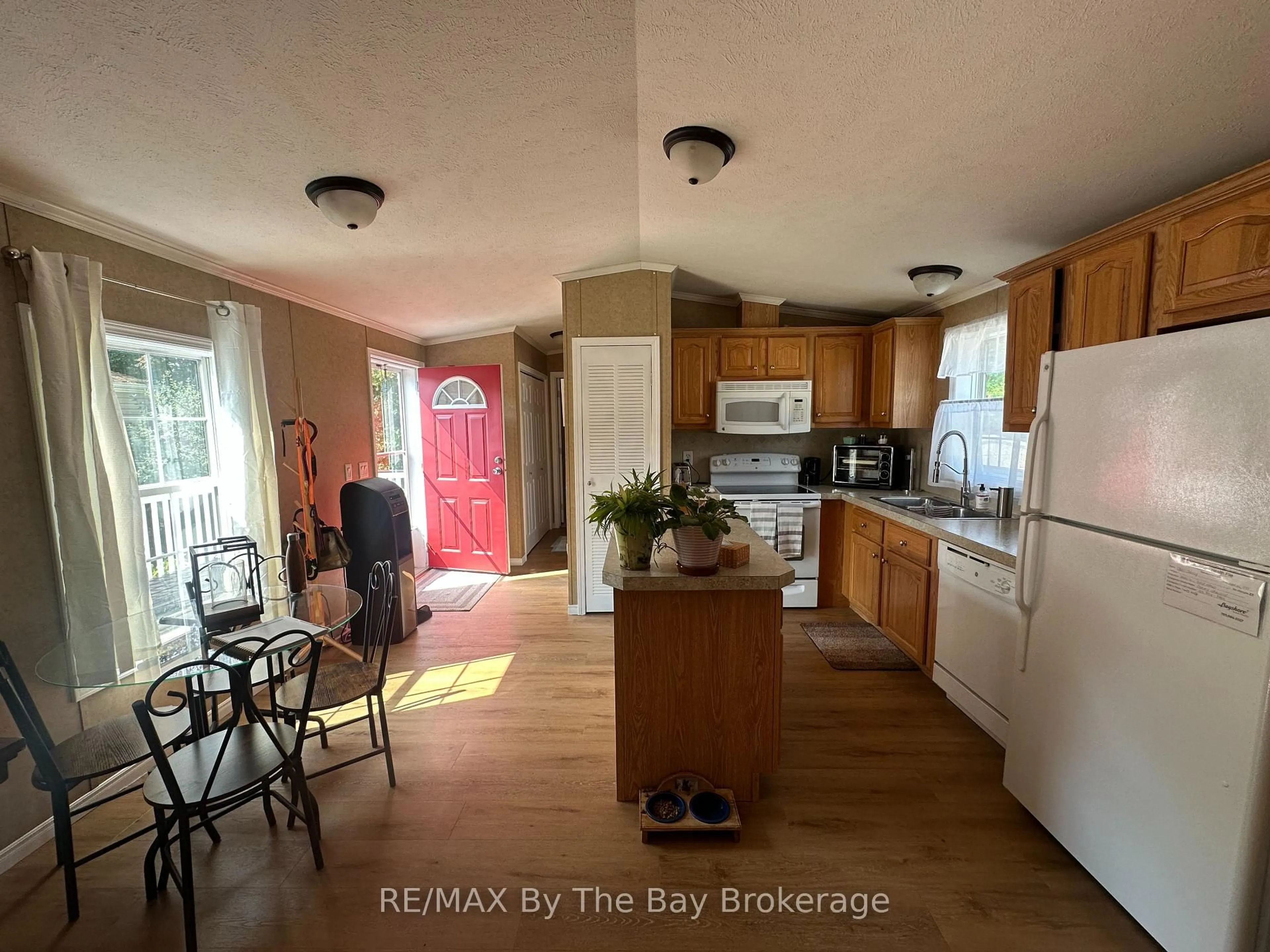 Unknown for 40 Georgian Glen Dr, Wasaga Beach Ontario L9Z 1K7