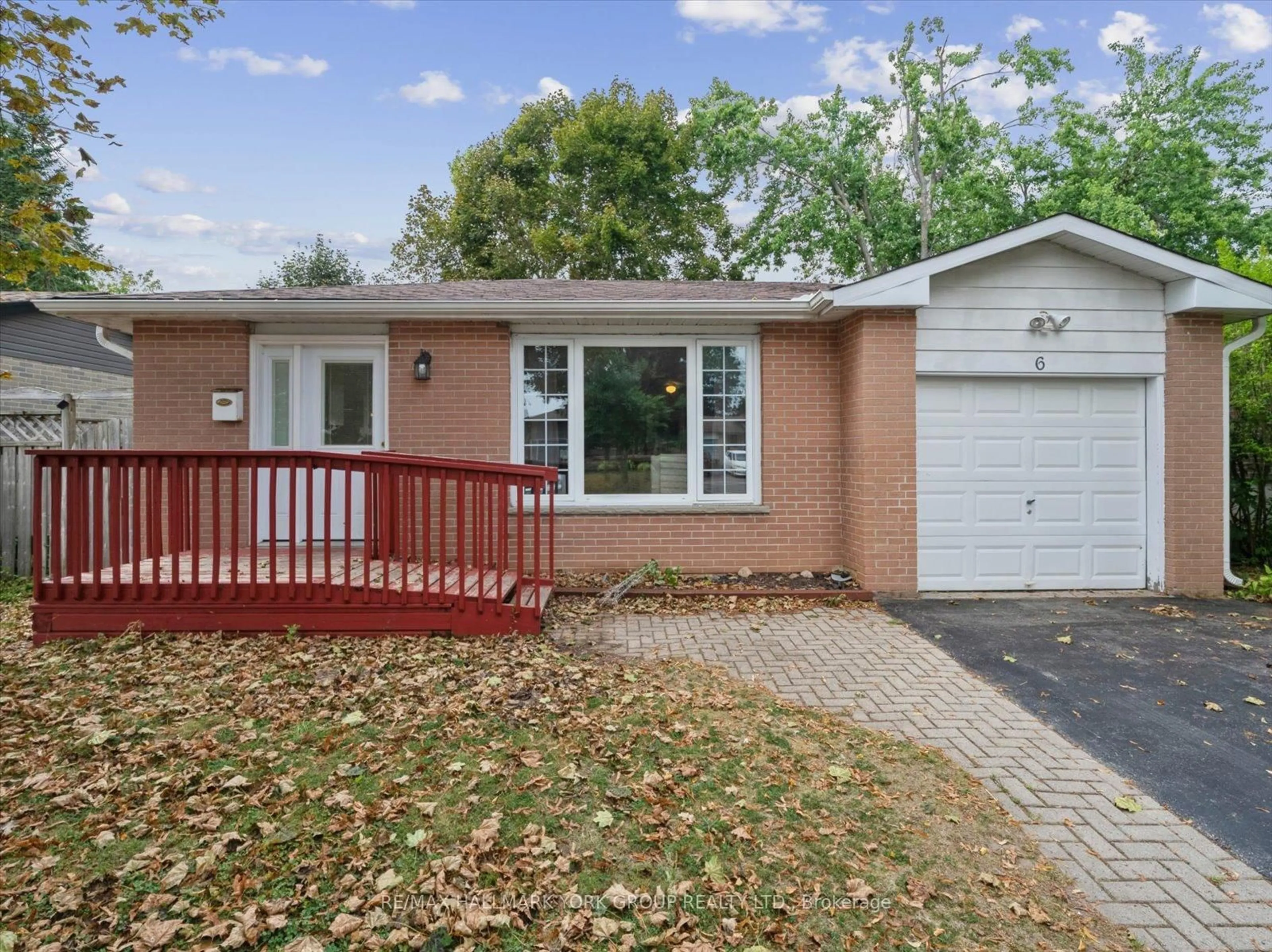 Home with brick exterior material, street for 6 Glenecho Dr, Barrie Ontario L4M 4J3