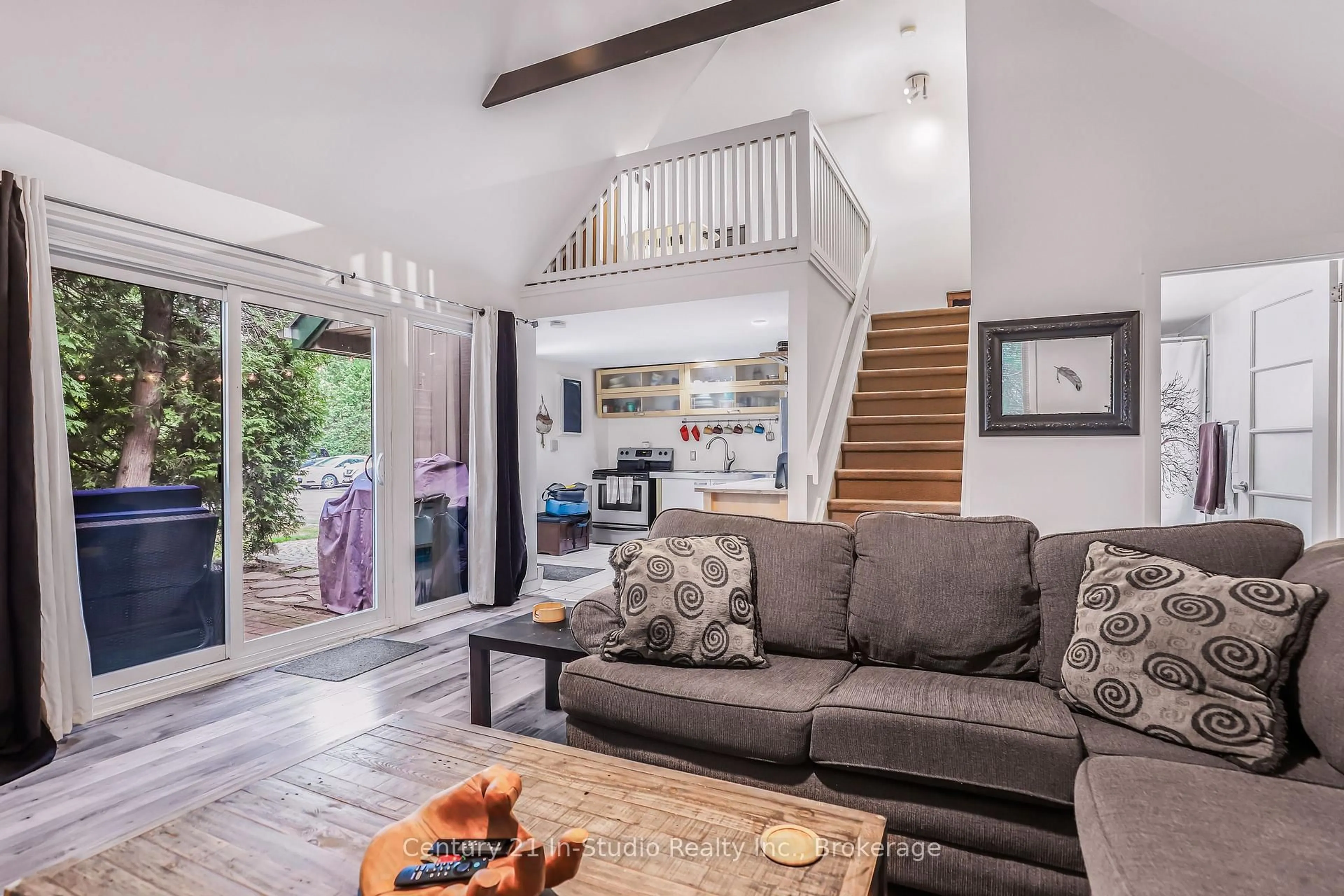 Living room with furniture, unknown for 5 Dawson Dr #324, Collingwood Ontario L9Y 5B4