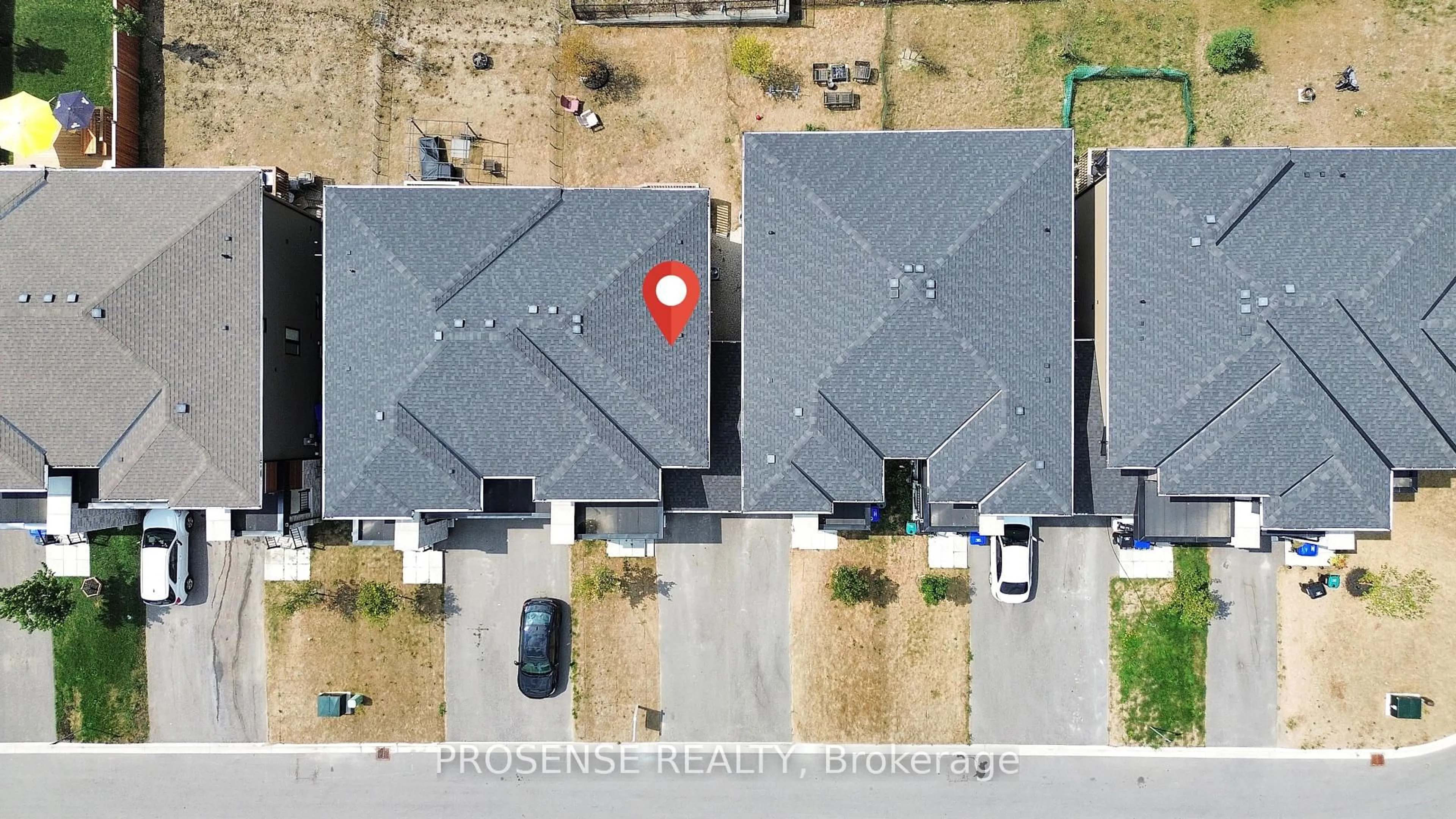 A pic from outside/outdoor area/front of a property/back of a property/a pic from drone, street for 47 Eberhardt Dr, Wasaga Beach Ontario L9Z 0K5