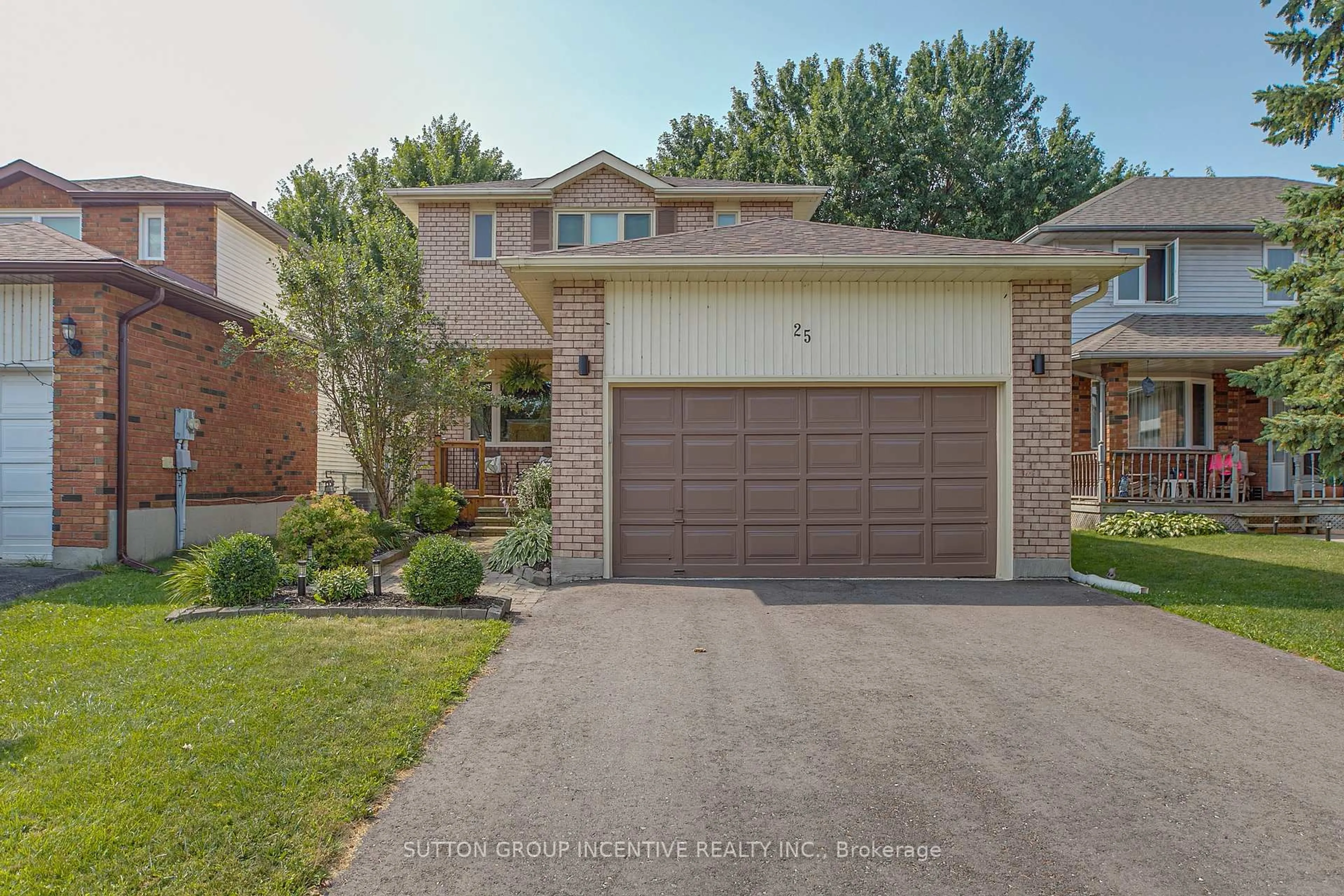 Home with brick exterior material, street for 25 Rosenfeld Dr, Barrie Ontario L4M 5X3