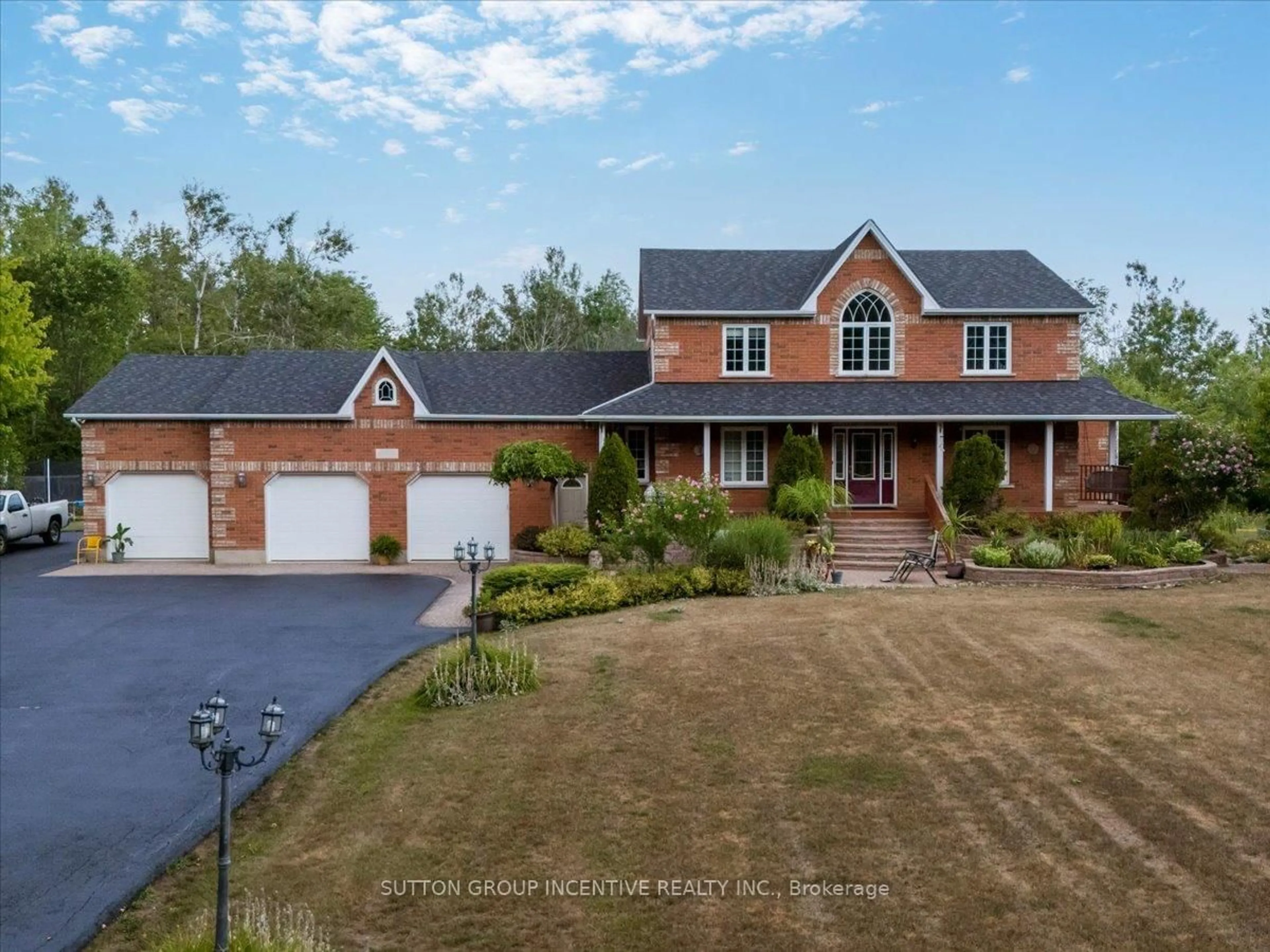 A pic from outside/outdoor area/front of a property/back of a property/a pic from drone, street for 235 12 Line, Oro-Medonte Ontario L0L 1T0