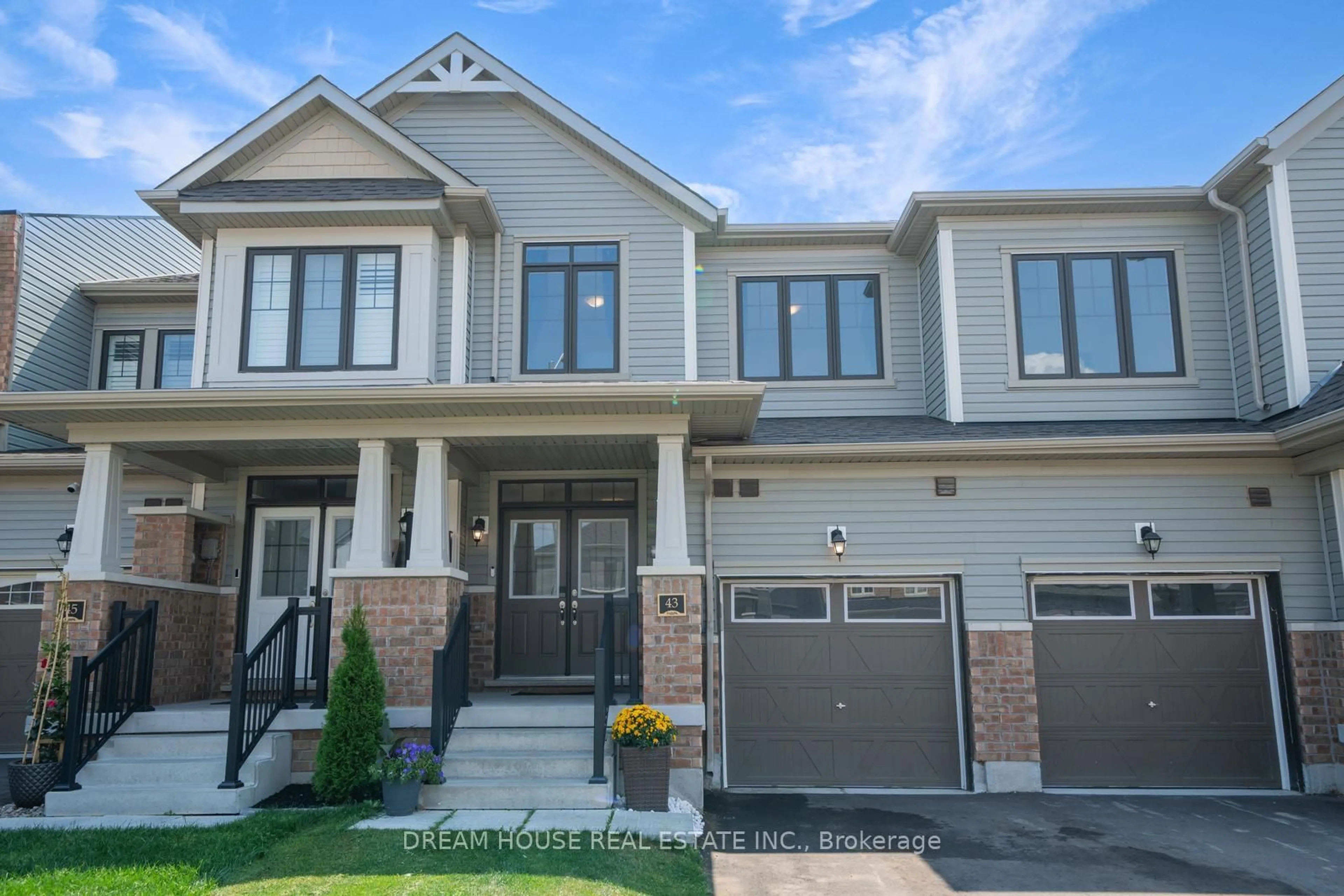 Home with brick exterior material, street for 43 Bannister Rd, Barrie Ontario L9J 0L6
