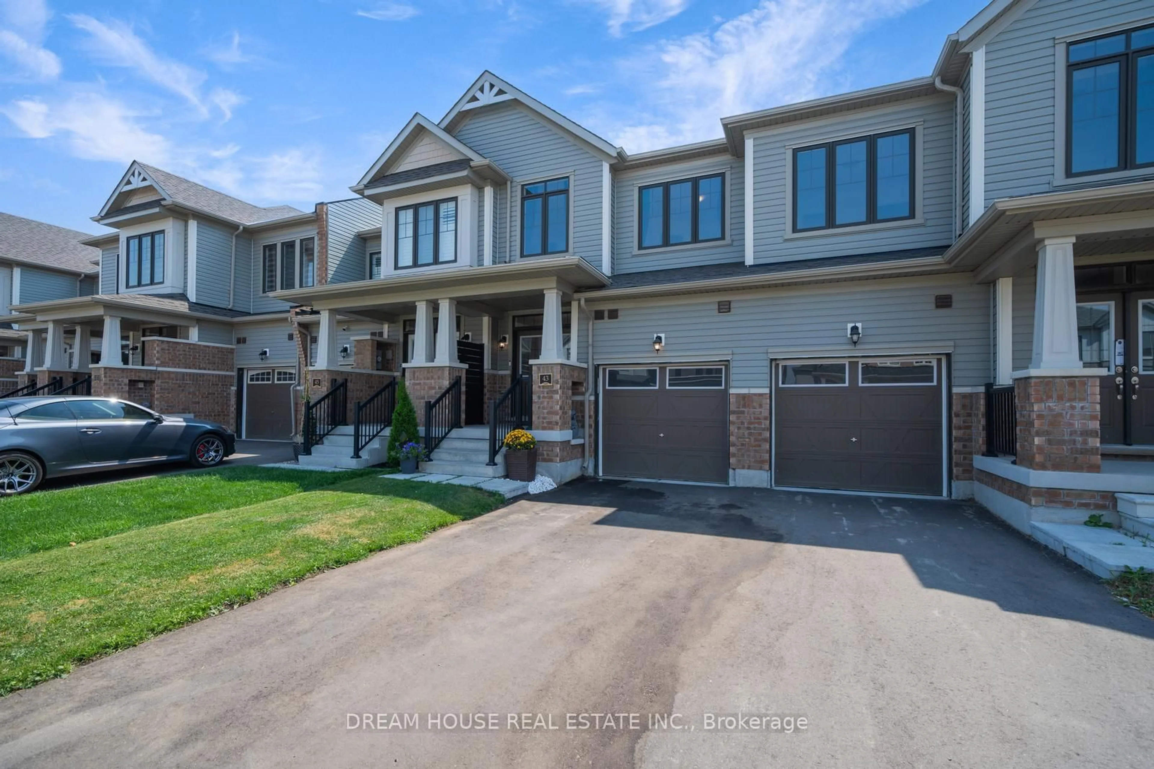 Home with brick exterior material, street for 43 Bannister Rd, Barrie Ontario L9J 0L6