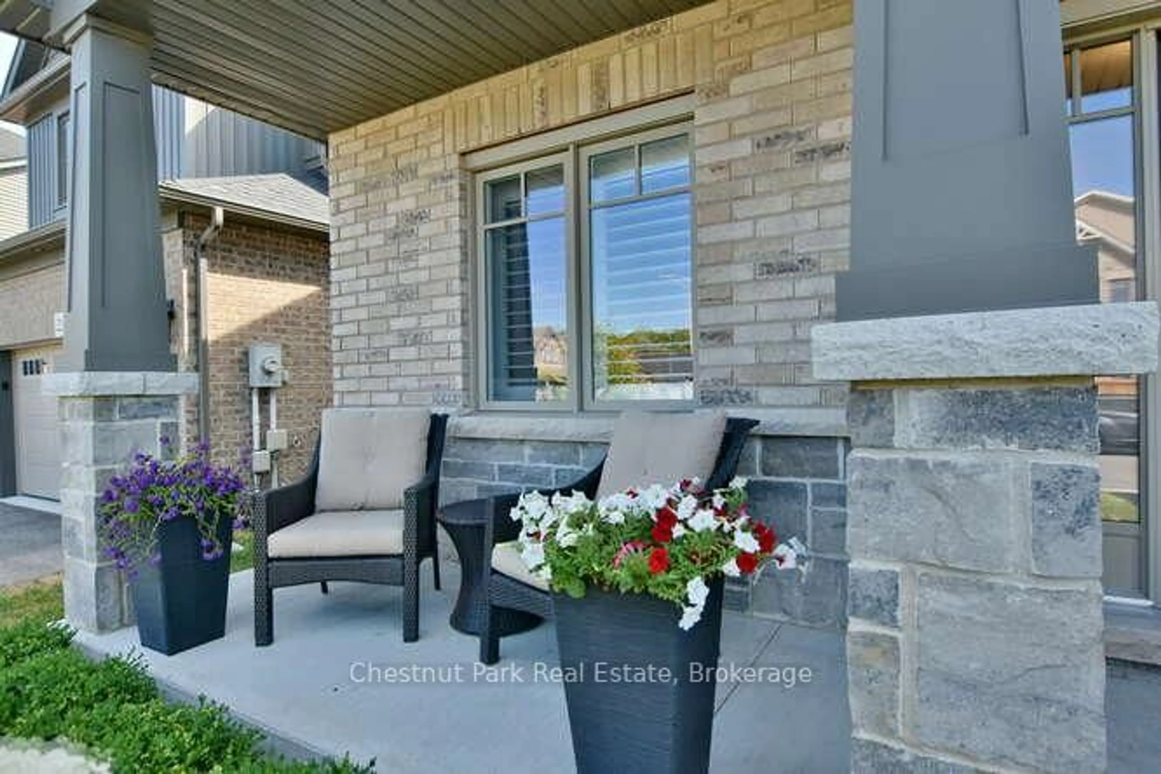 Patio, unknown for 23 Maidens Cres, Collingwood Ontario L9Y 3B7