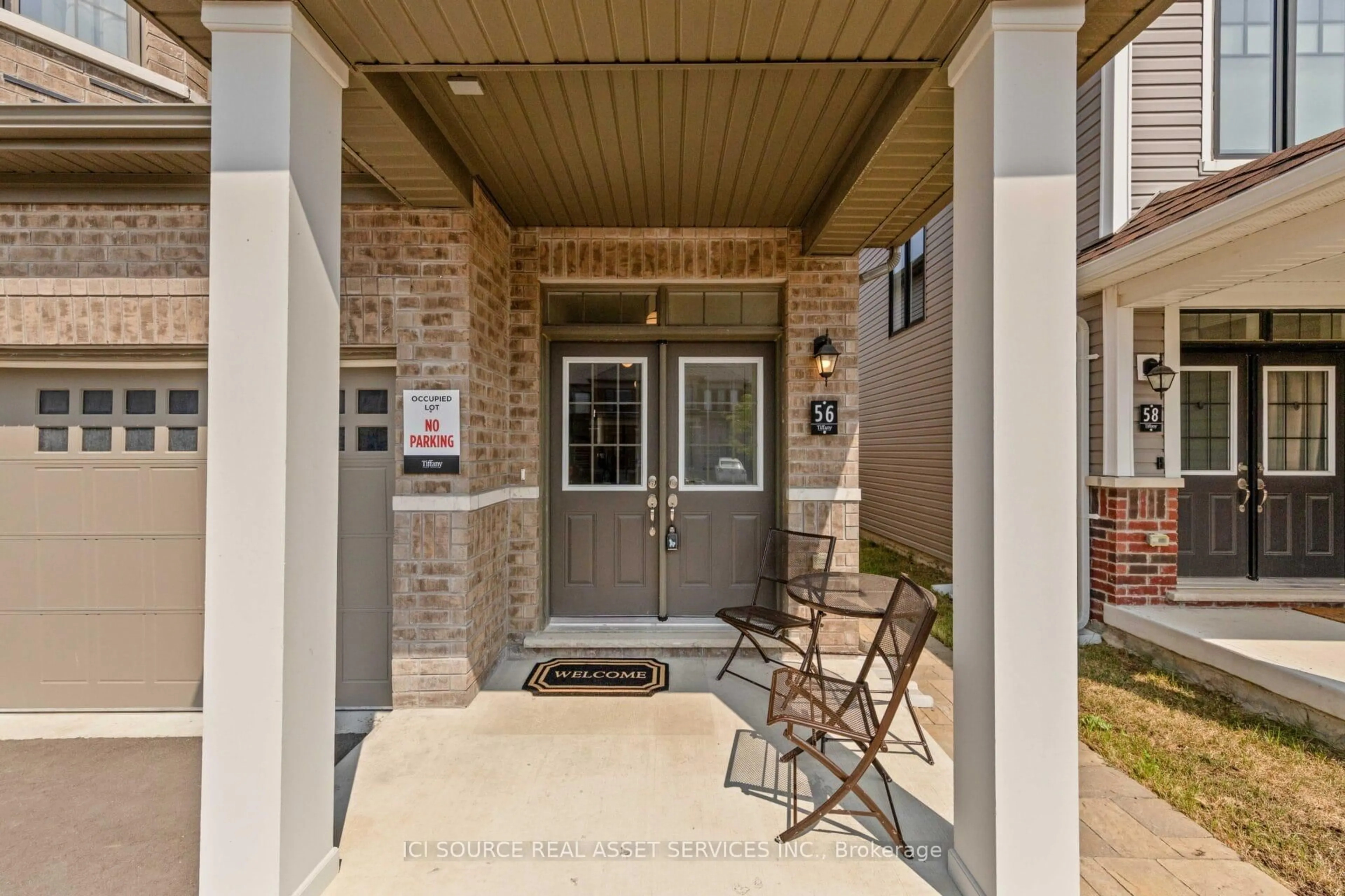 Indoor entryway for 56 Bannister Rd, Barrie Ontario L9J 0L7