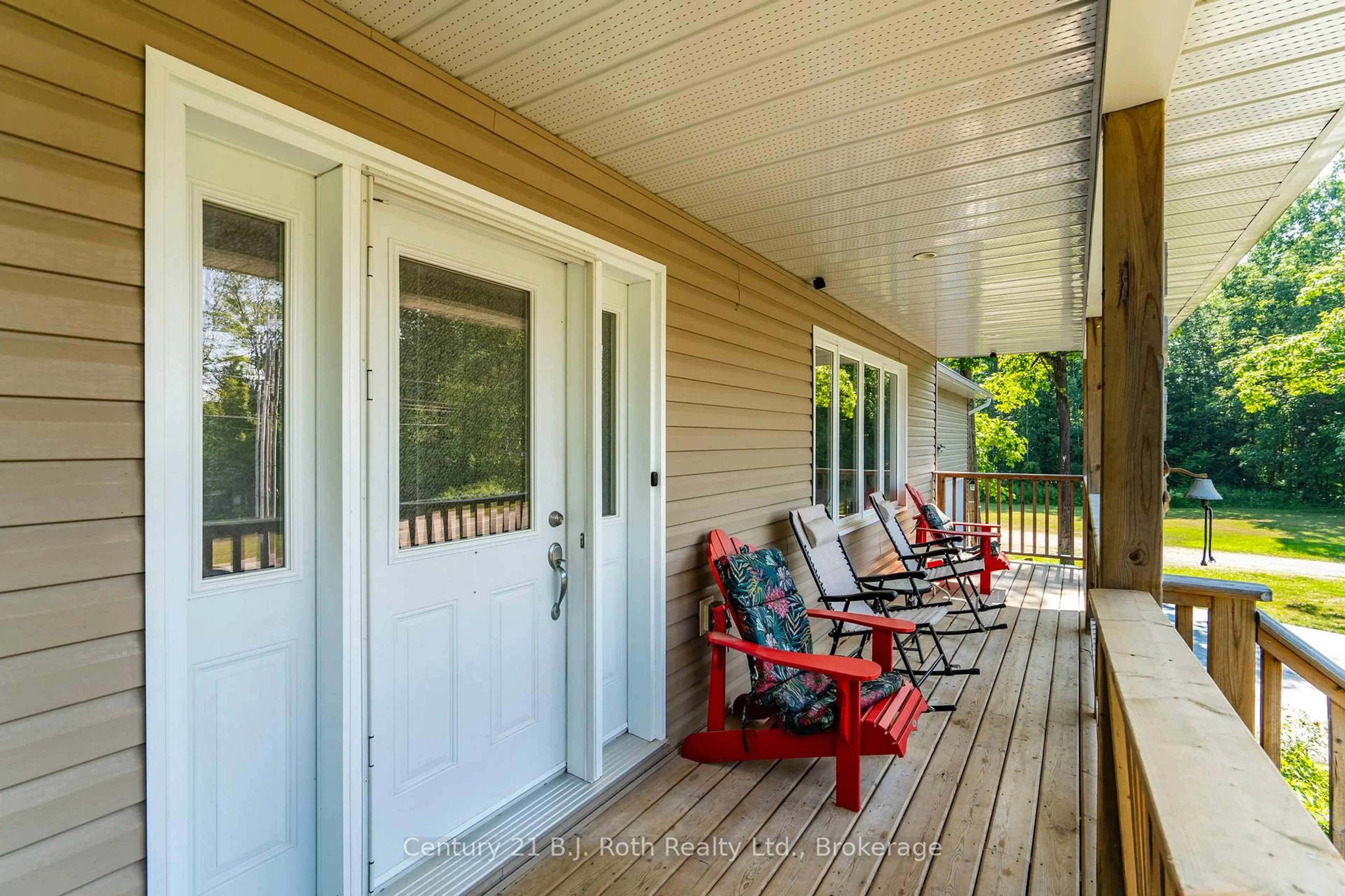 Patio, street for 161 Forest Harbour Pkwy, Tay Ontario L0K 2C0