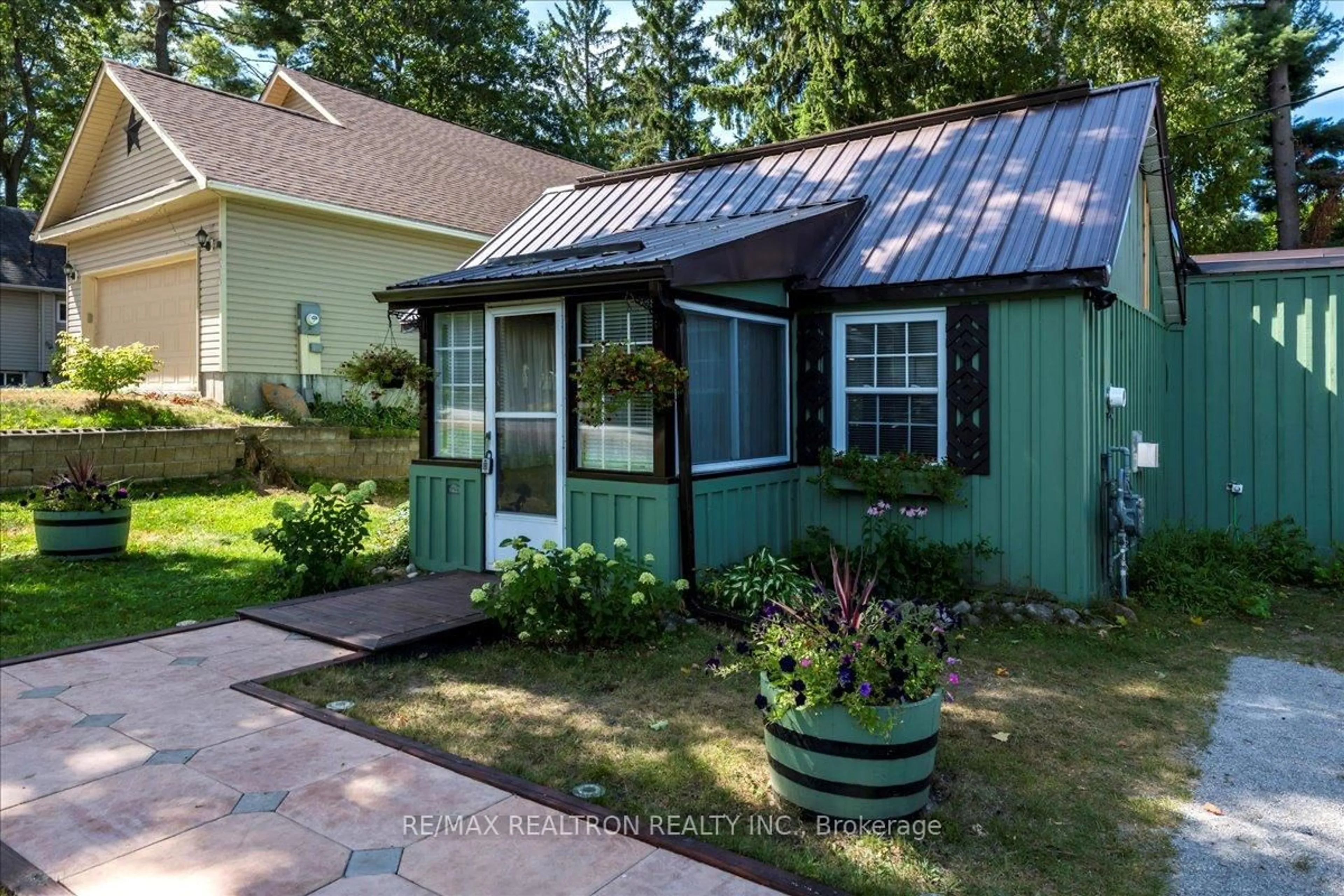 Unknown for 3322 Pleasant Rd, Severn Ontario L3V 6H3