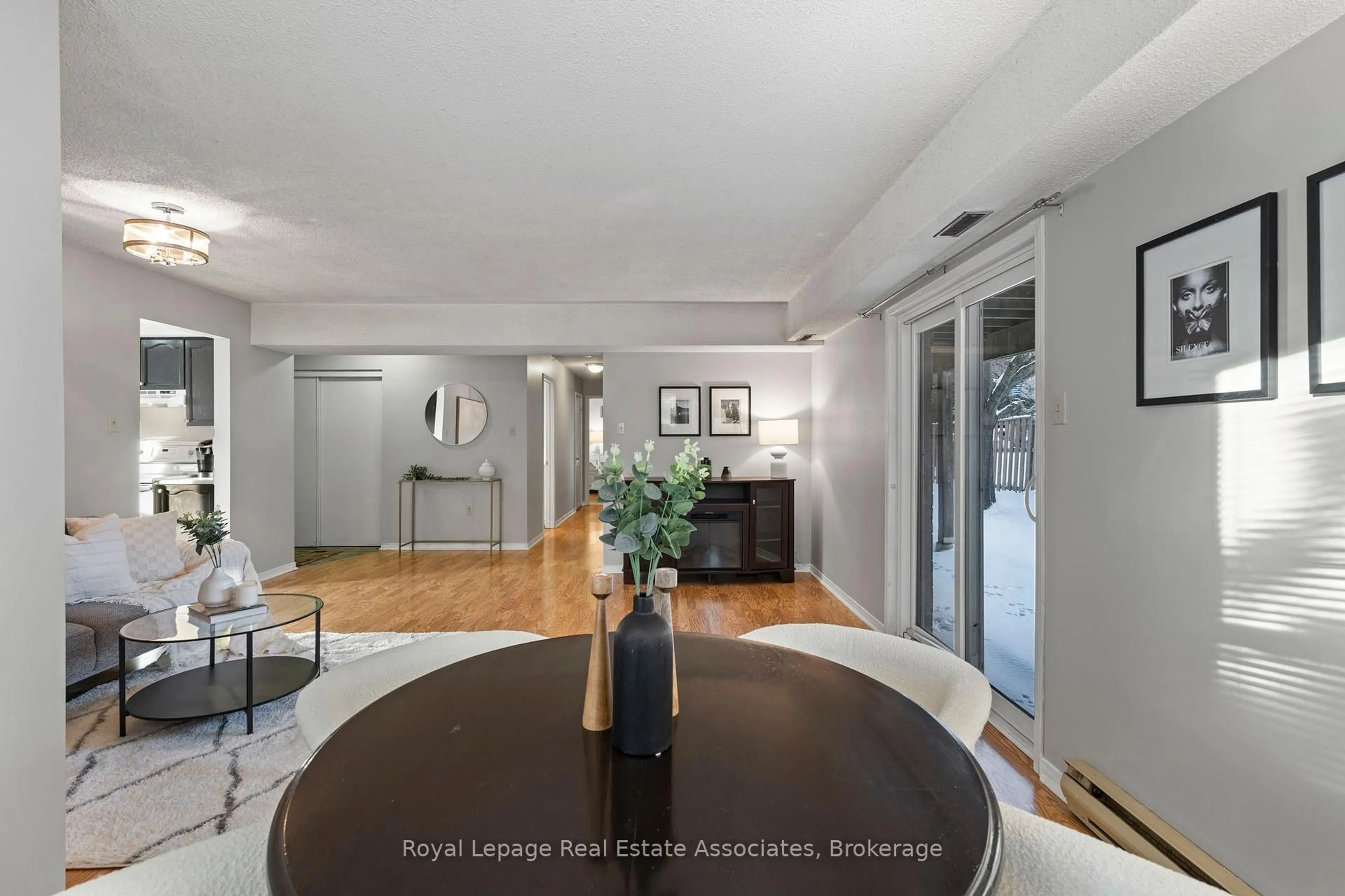 Unknown for 119 D'ambrosio Dr #2, Barrie Ontario L4N 7R7