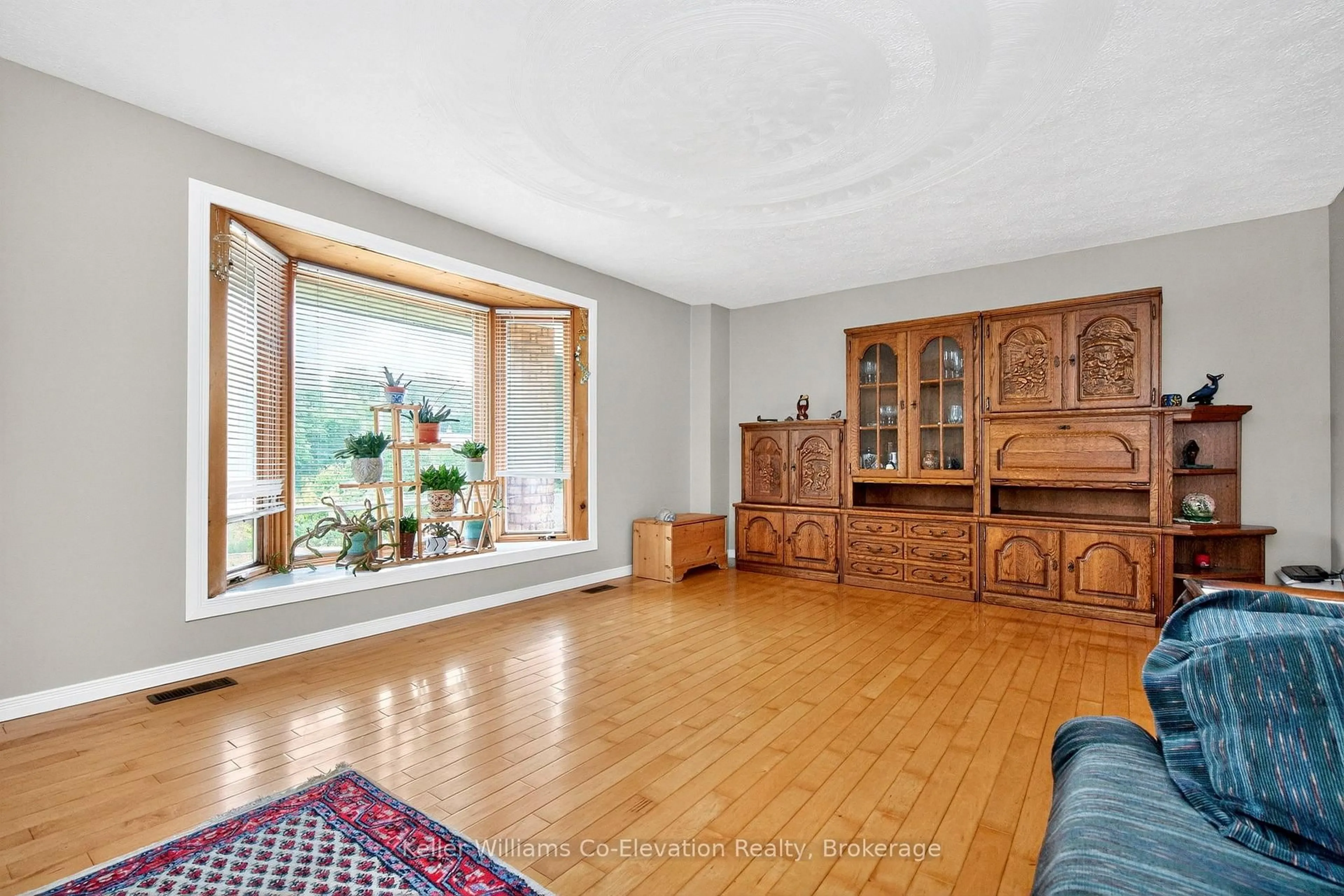 Living room with furniture, unknown for 62 George St, Clearview Ontario L0M 1G0