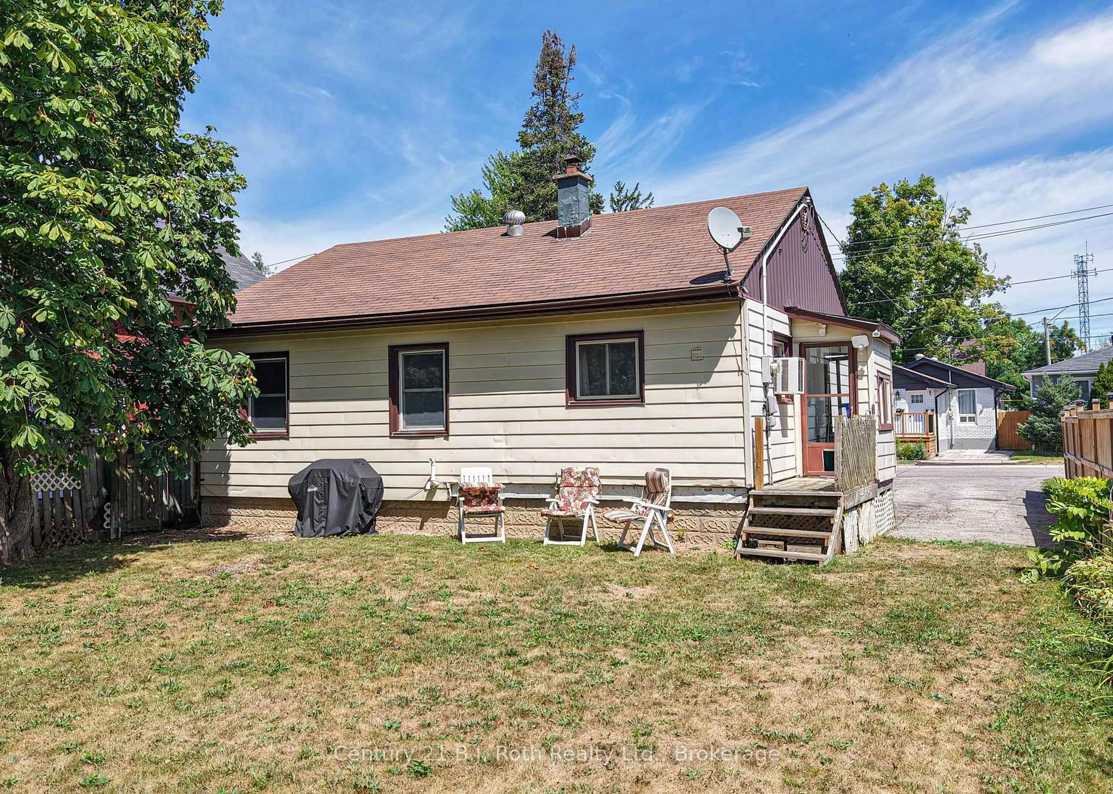 Unknown for 155 Dunedin St, Orillia Ontario L3V 5T9