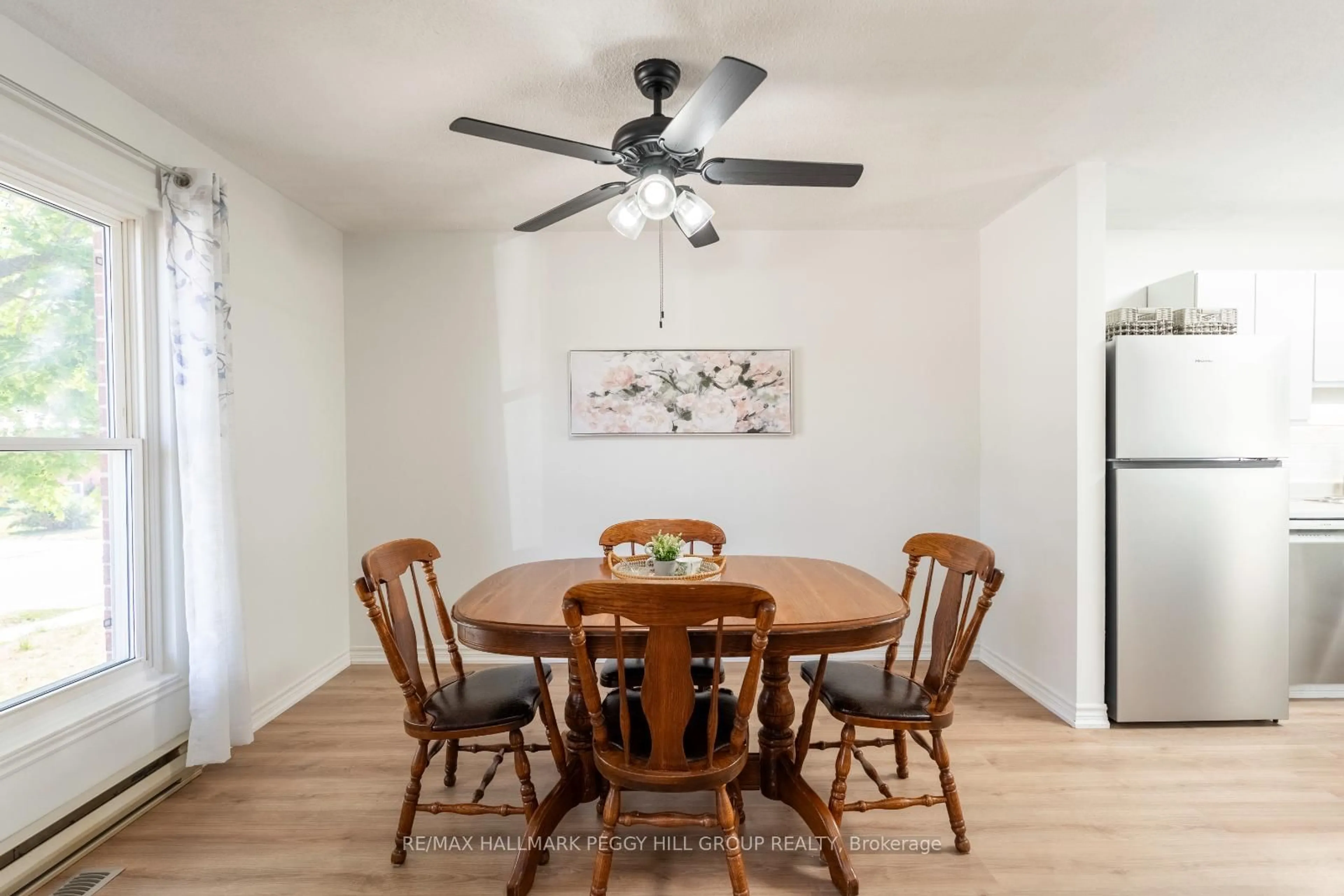 Dining room, wood/laminate floor for 64 Telfer Rd, Collingwood Ontario L9Y 4S2