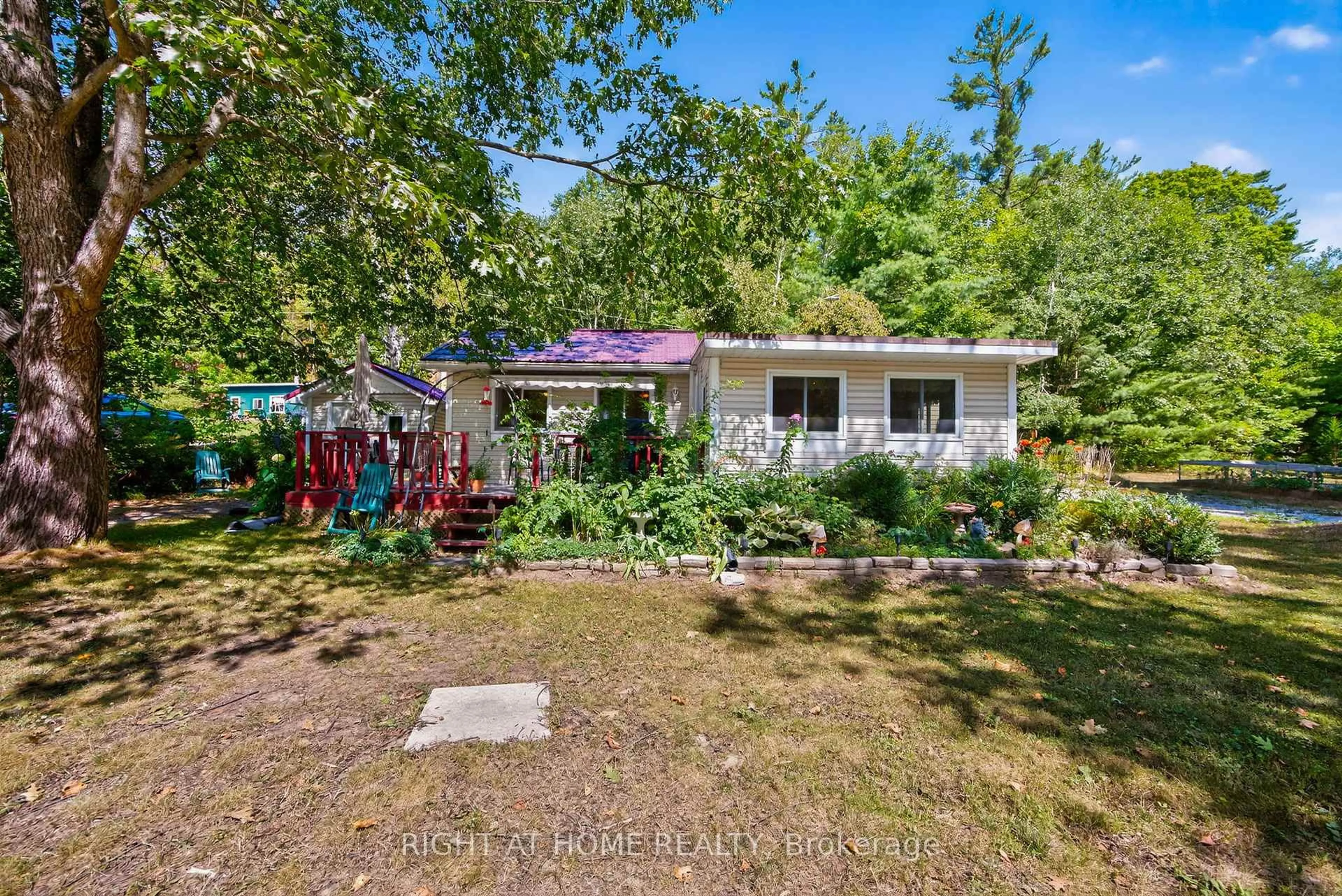 A pic from outside/outdoor area/front of a property/back of a property/a pic from drone, unknown for 1350 Coopers Falls Rd, Ramara Ontario L0K 2B0