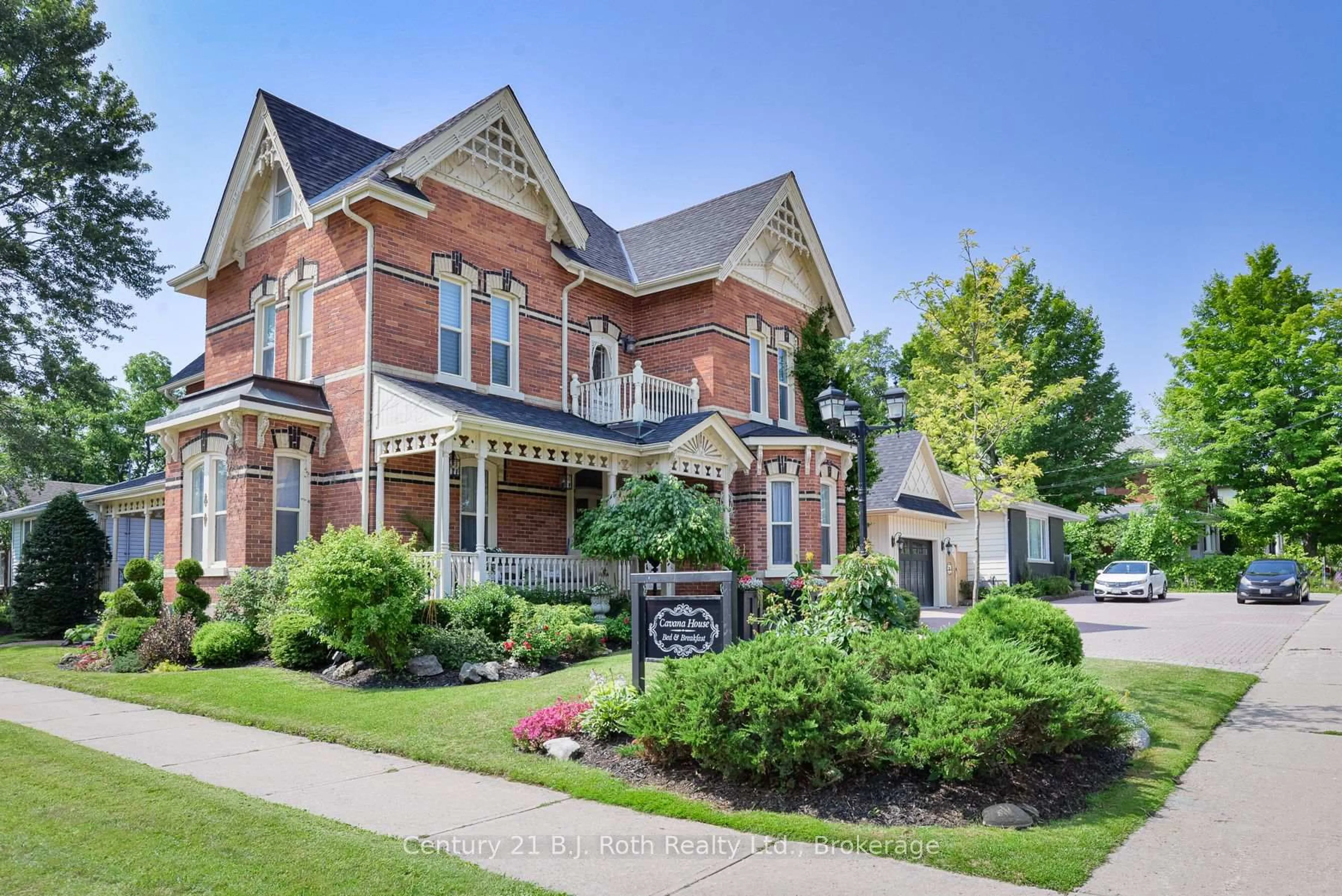Home with brick exterior material, street for 241 Mississaga St, Orillia Ontario L3V 3B7