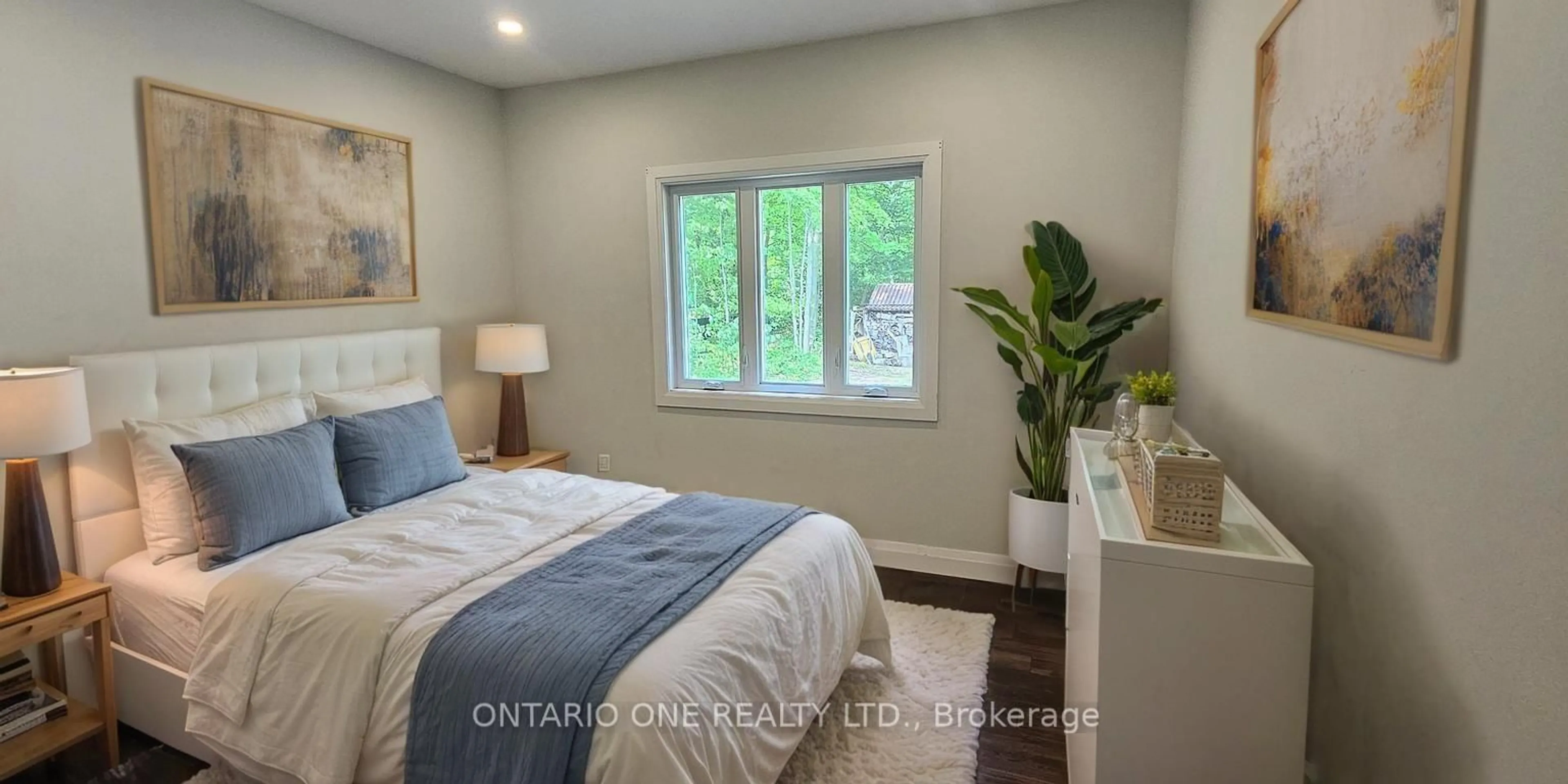 Bedroom with bed, unknown for 30 Bellehumeur Rd, Tiny Ontario L9M 0J1