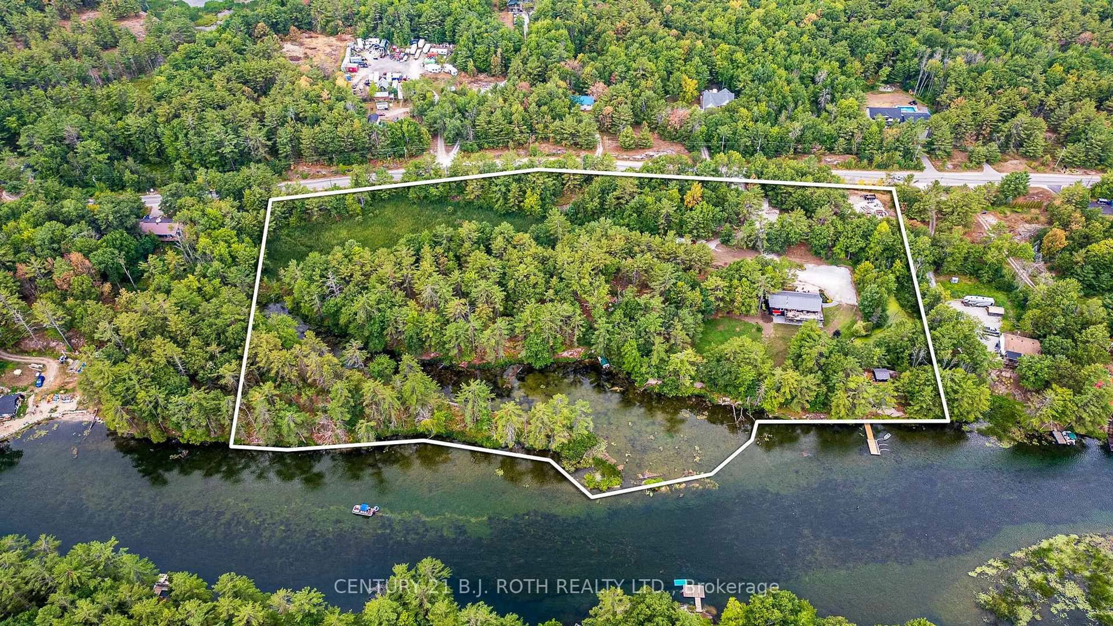 A pic from outside/outdoor area/front of a property/back of a property/a pic from drone, water/lake/river/ocean view for 3193 Muskoka St, Severn Ontario L0K 2B0
