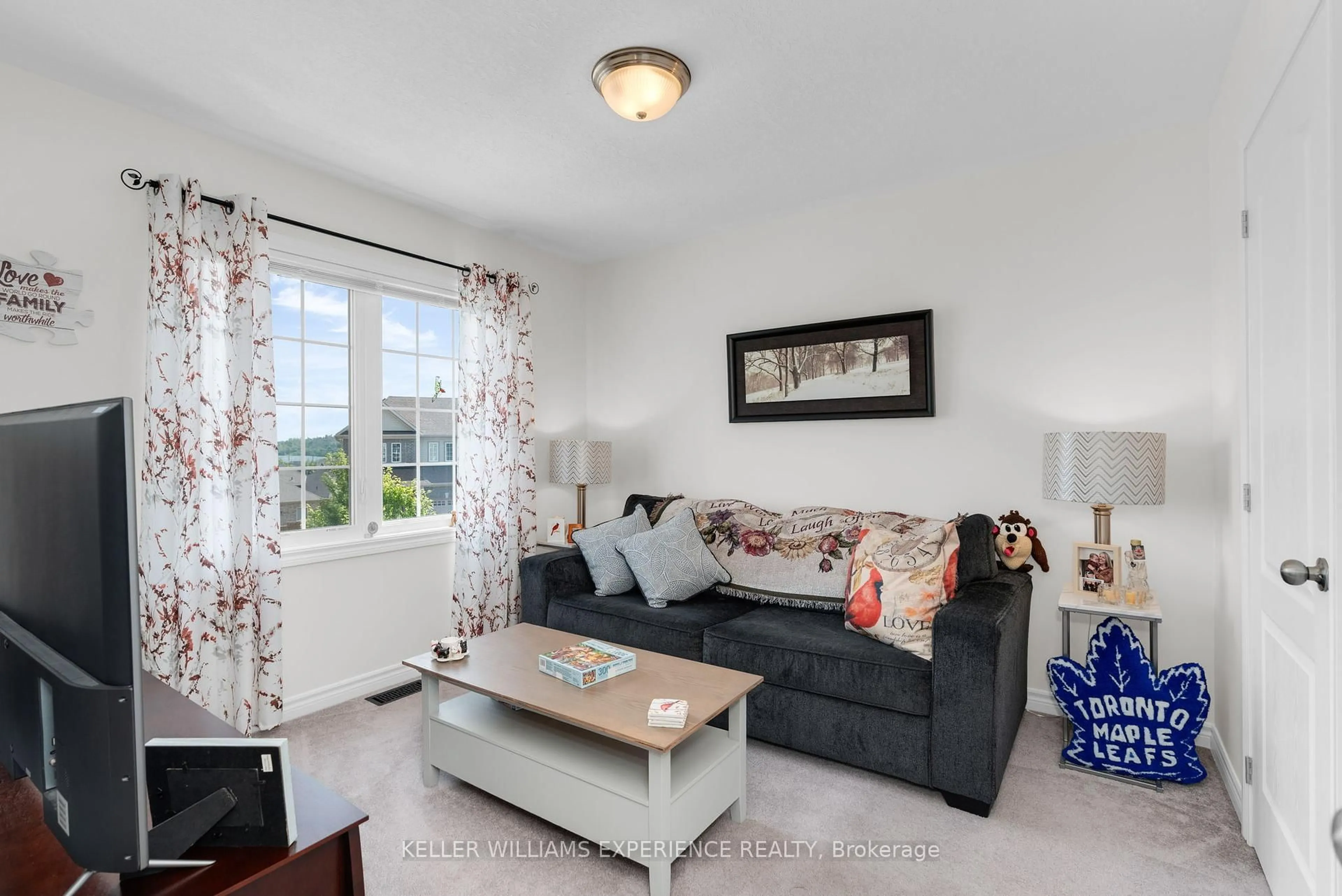 Living room with furniture, unknown for 197 Isabella Dr, Orillia Ontario L3V 8K7