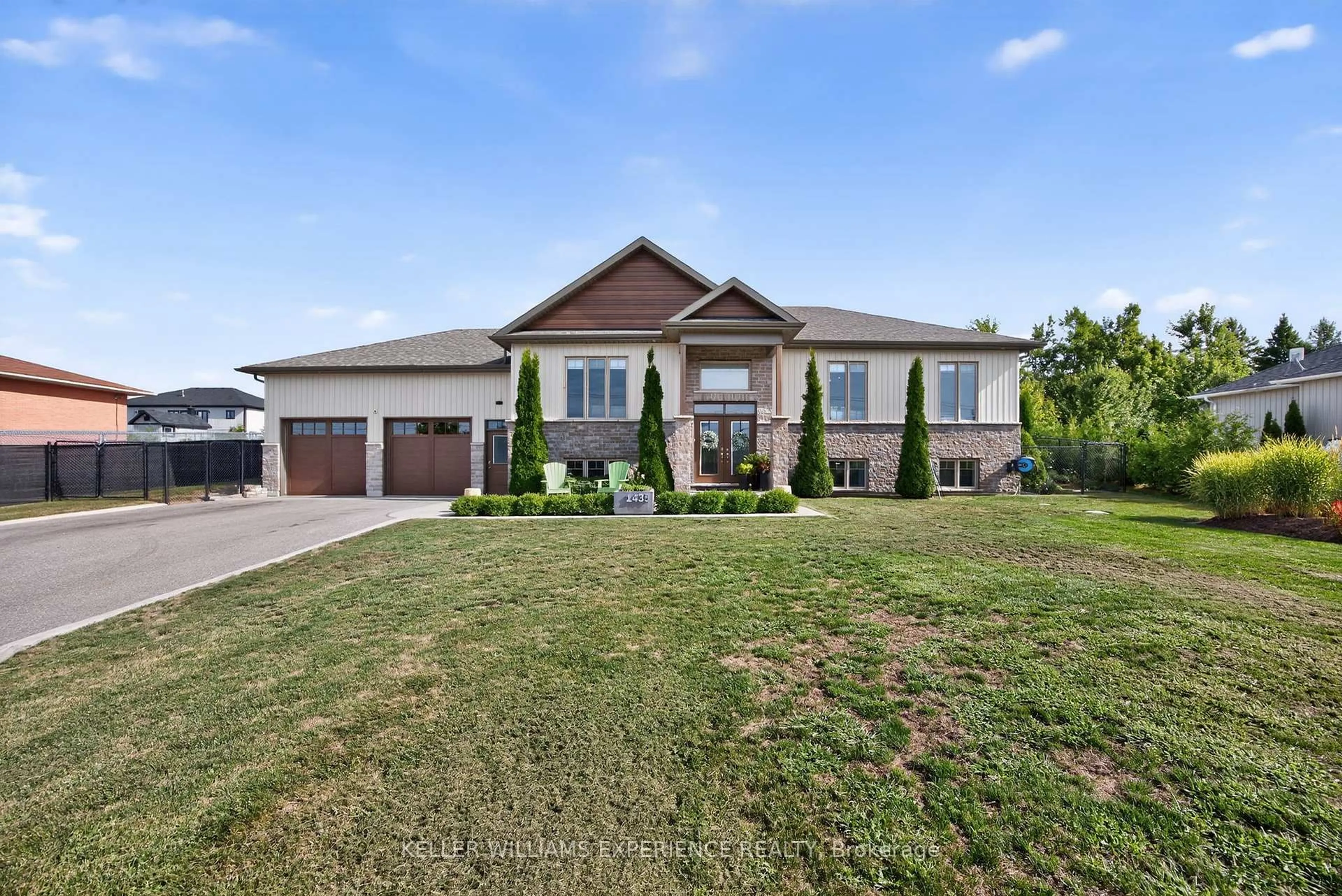 Home with brick exterior material, street for 1435 15 16th Sdrd, Oro-Medonte Ontario L0L 2E0