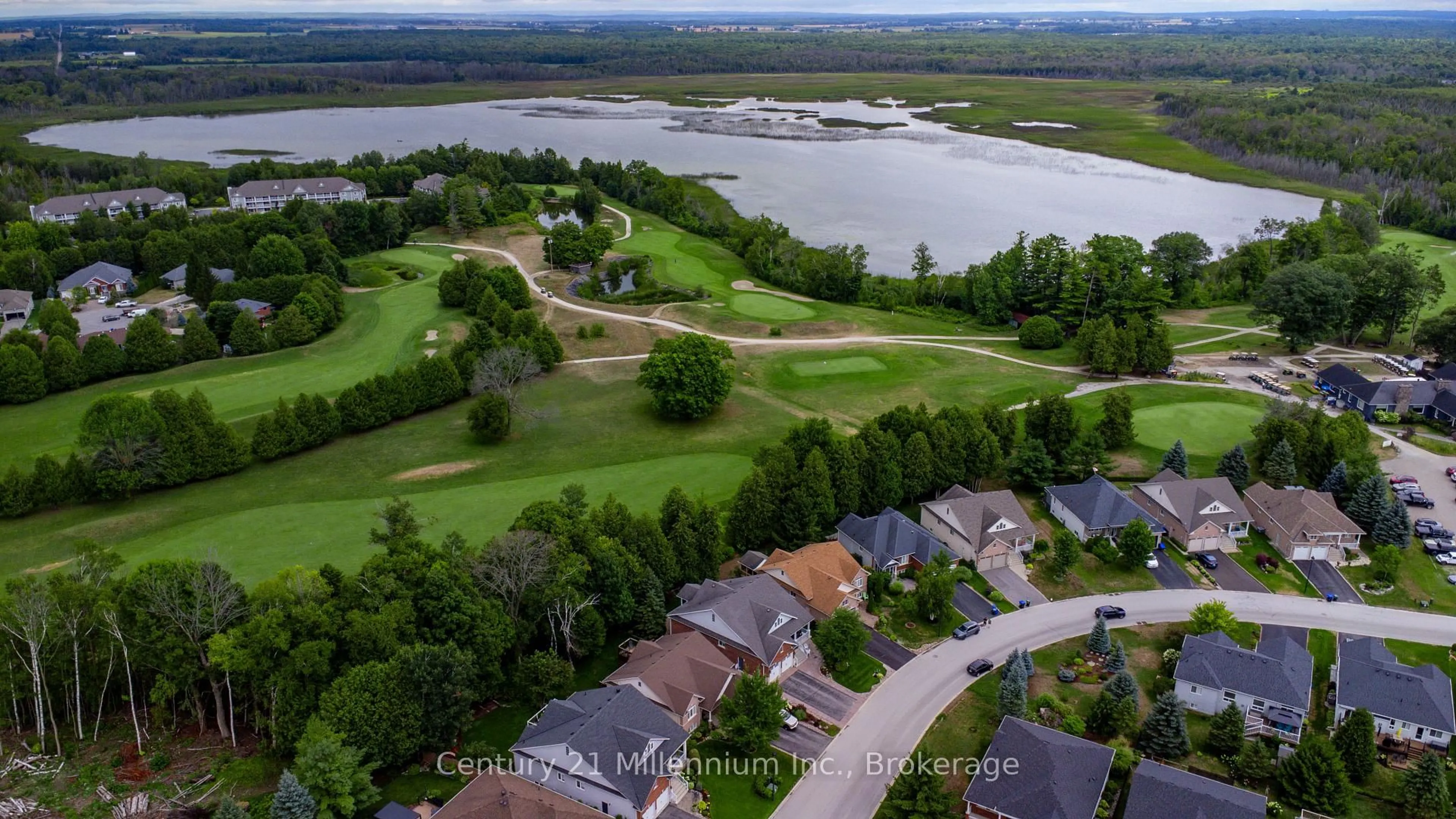 A pic from outside/outdoor area/front of a property/back of a property/a pic from drone, water/lake/river/ocean view for 13 Marlwood Ave, Wasaga Beach Ontario L9Z 1S9