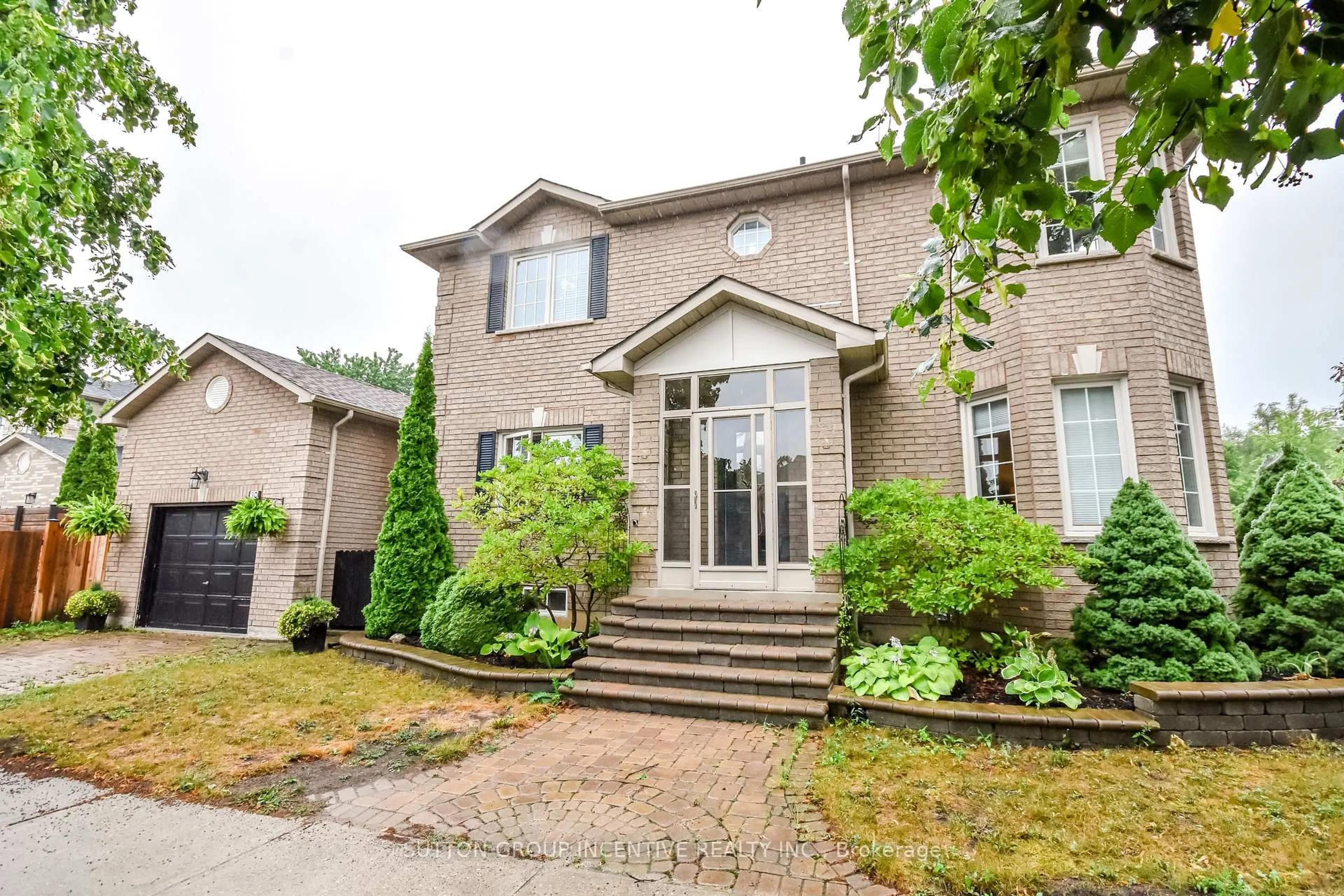 Home with brick exterior material, street for 30 Bruce Cres, Barrie Ontario L4N 8T8