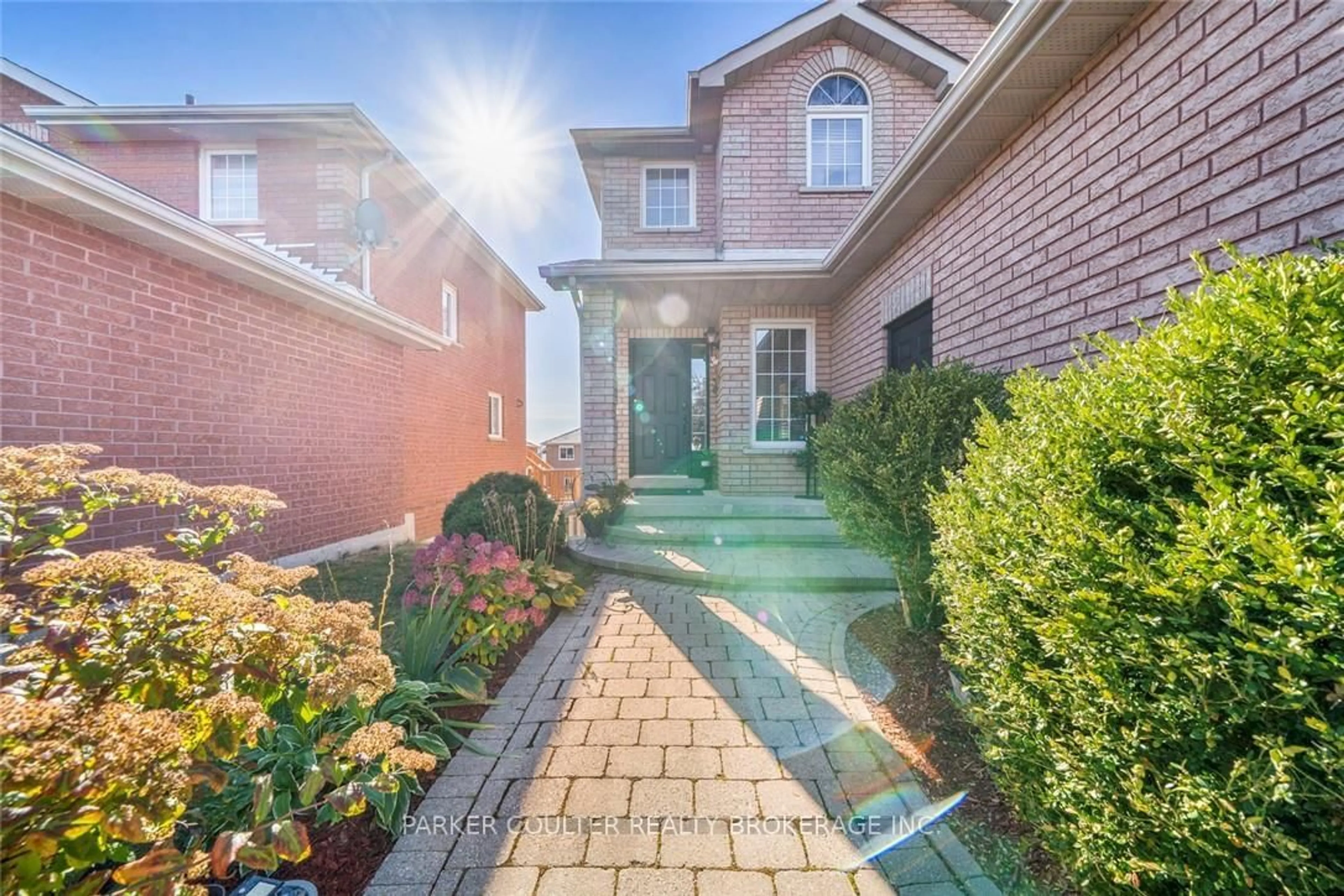 Home with brick exterior material, street for 41 Widgeon St, Barrie Ontario L4N 8W5
