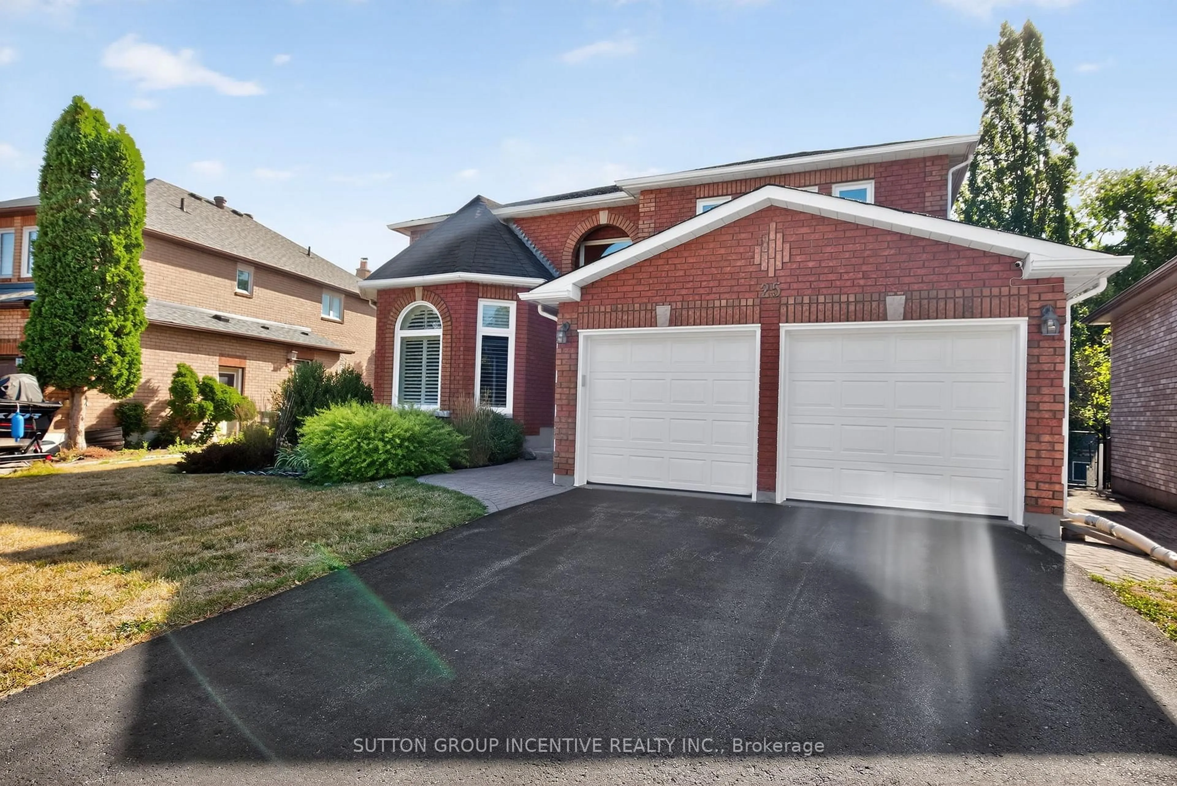 Home with brick exterior material, street for 25 Brunton Cres, Barrie Ontario L4N 7H4