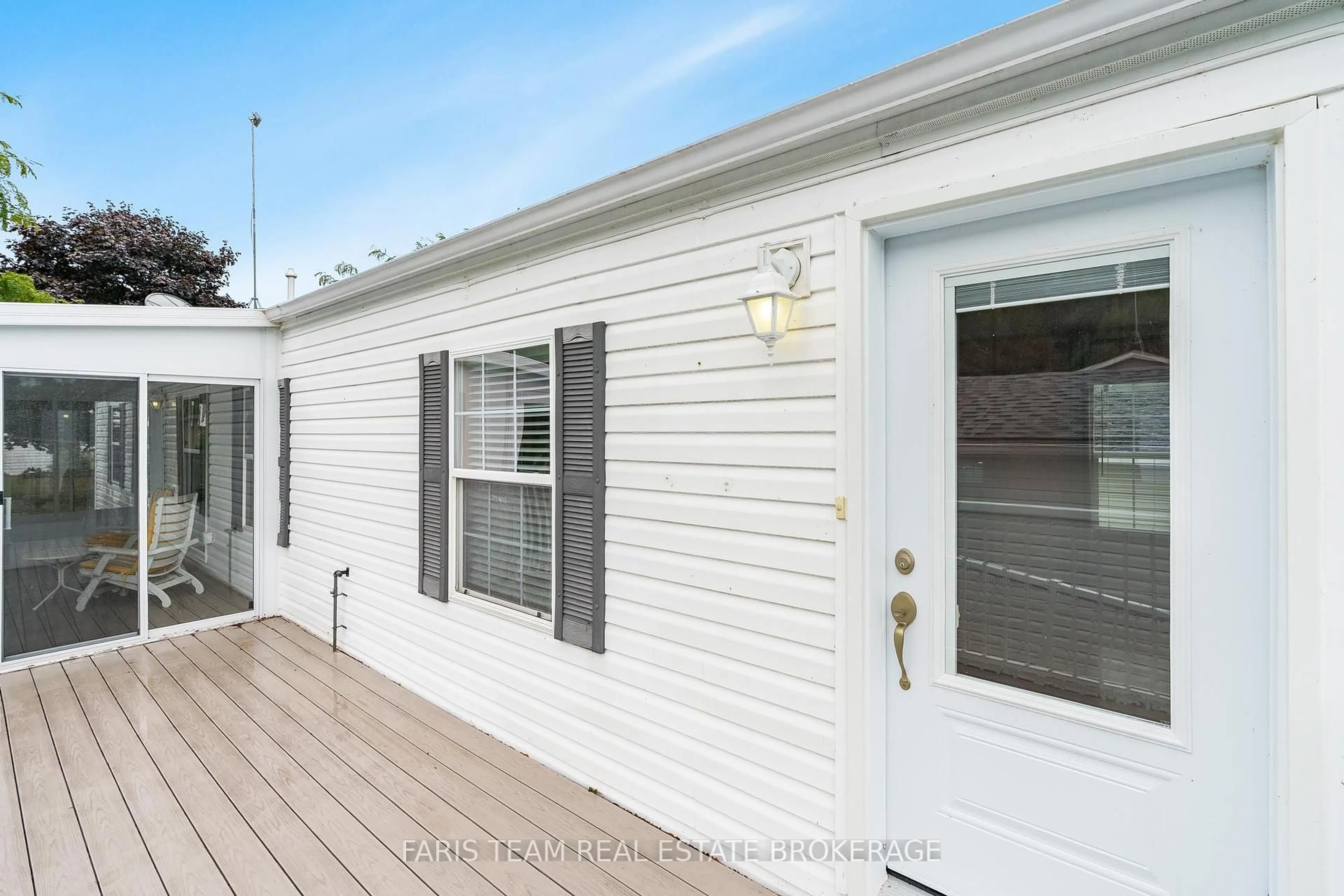 Home with vinyl exterior material, street for 4128 Haines St, Severn Ontario L3V 6H4
