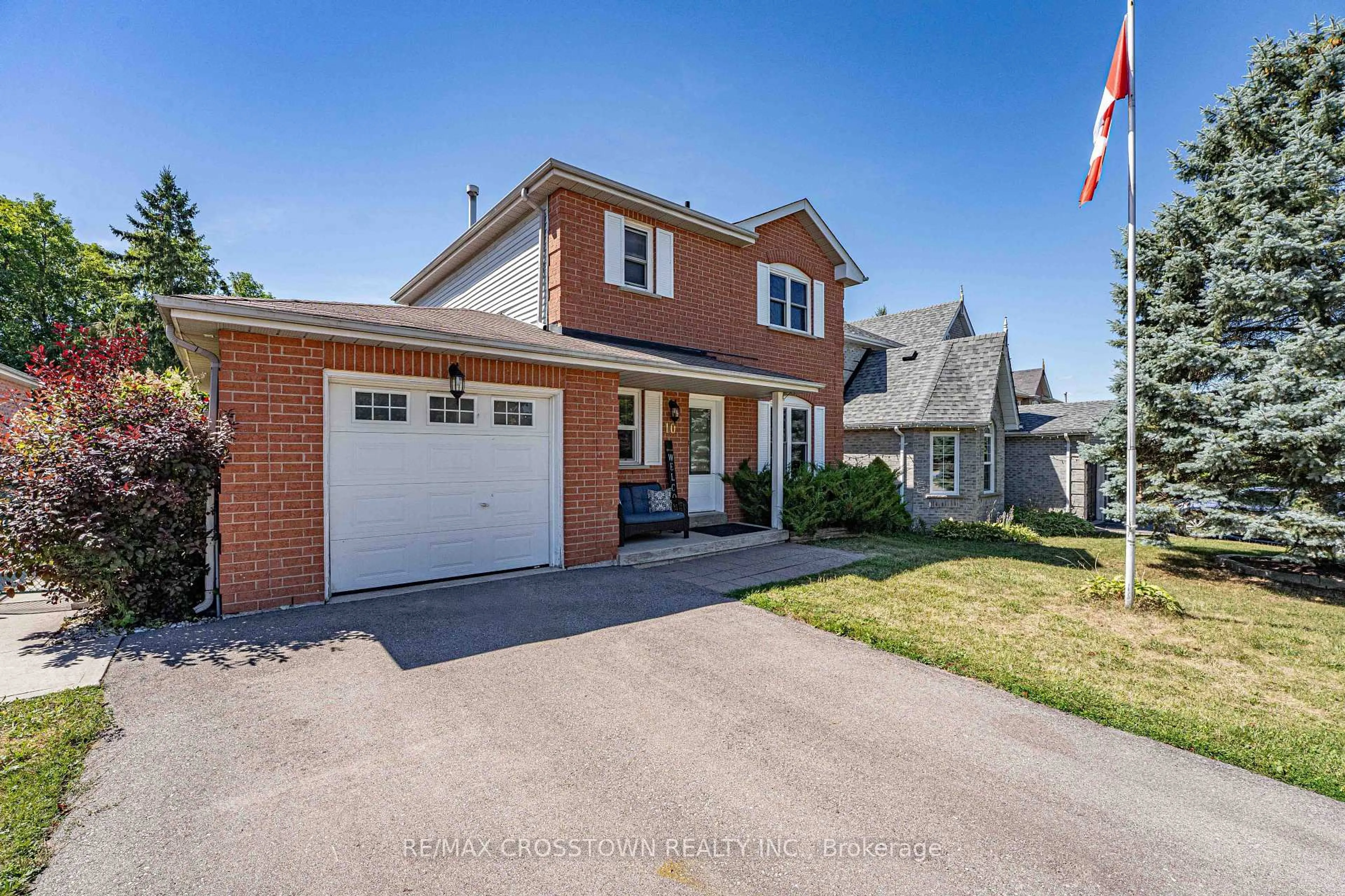 Home with brick exterior material, street for 10 Carter Rd, Barrie Ontario L4N 7L1