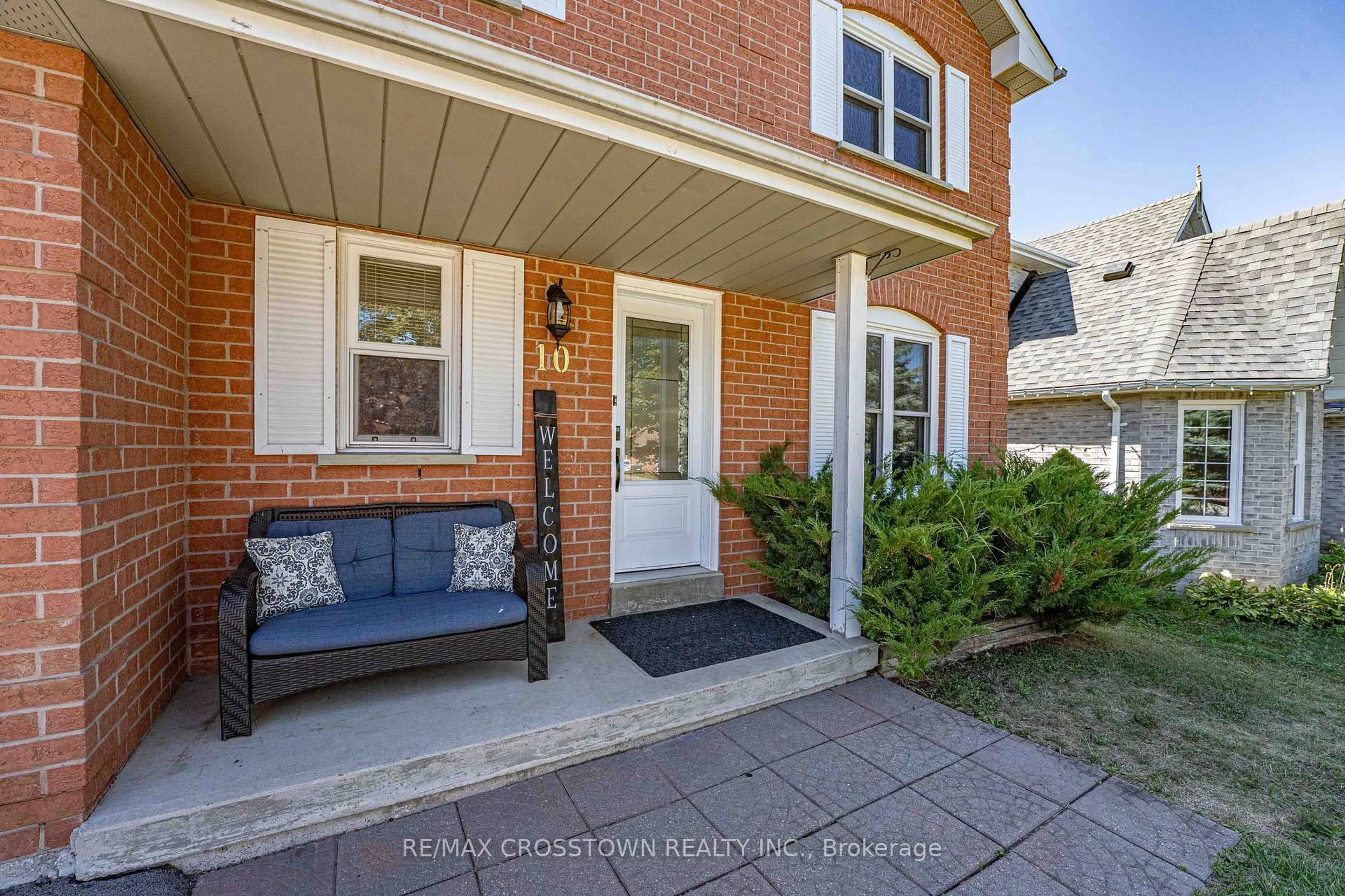 Home with brick exterior material, street for 10 Carter Rd, Barrie Ontario L4N 7L1