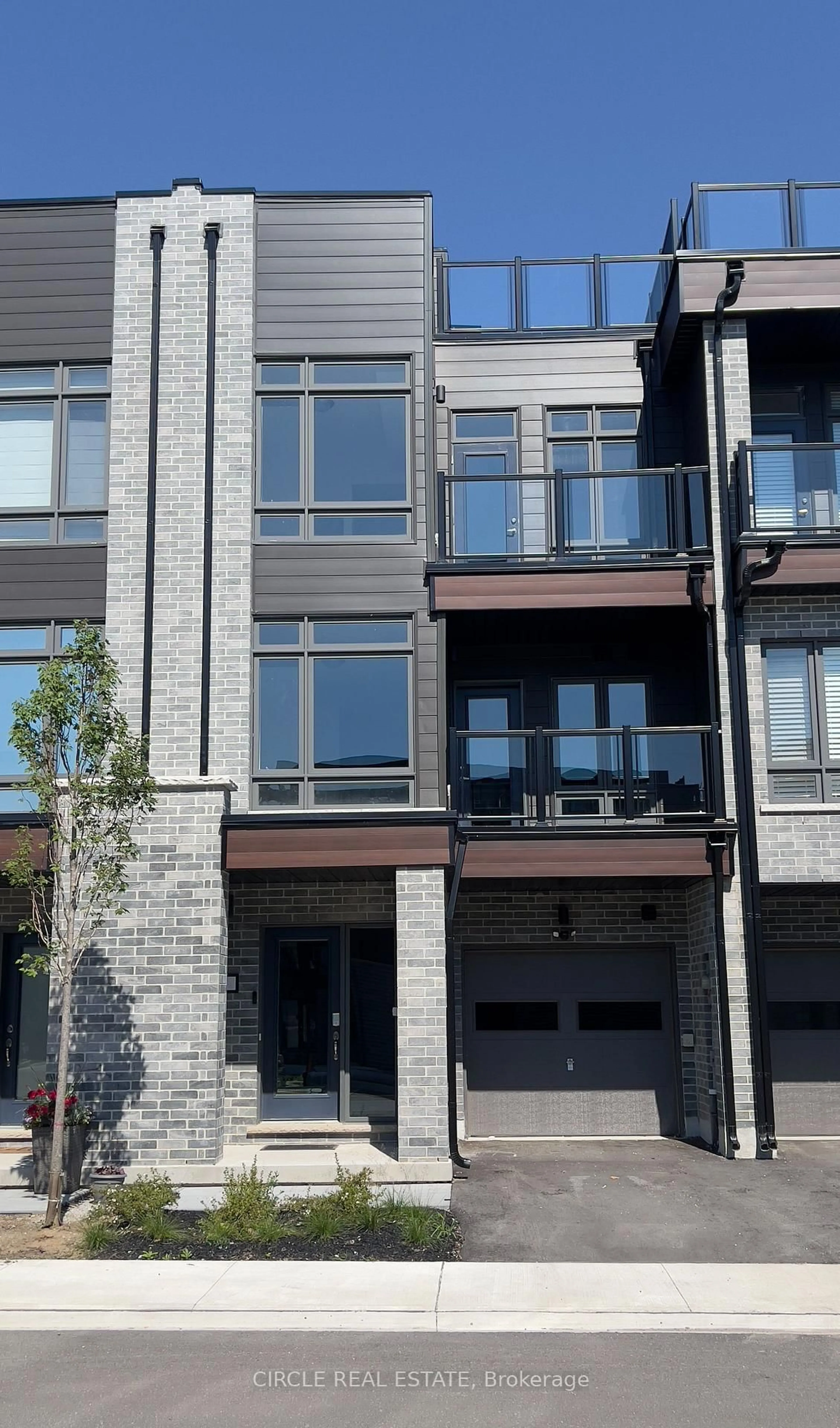 Home with brick exterior material, street for 6 Wyn Wood Lane, Orillia Ontario L3V 8P6