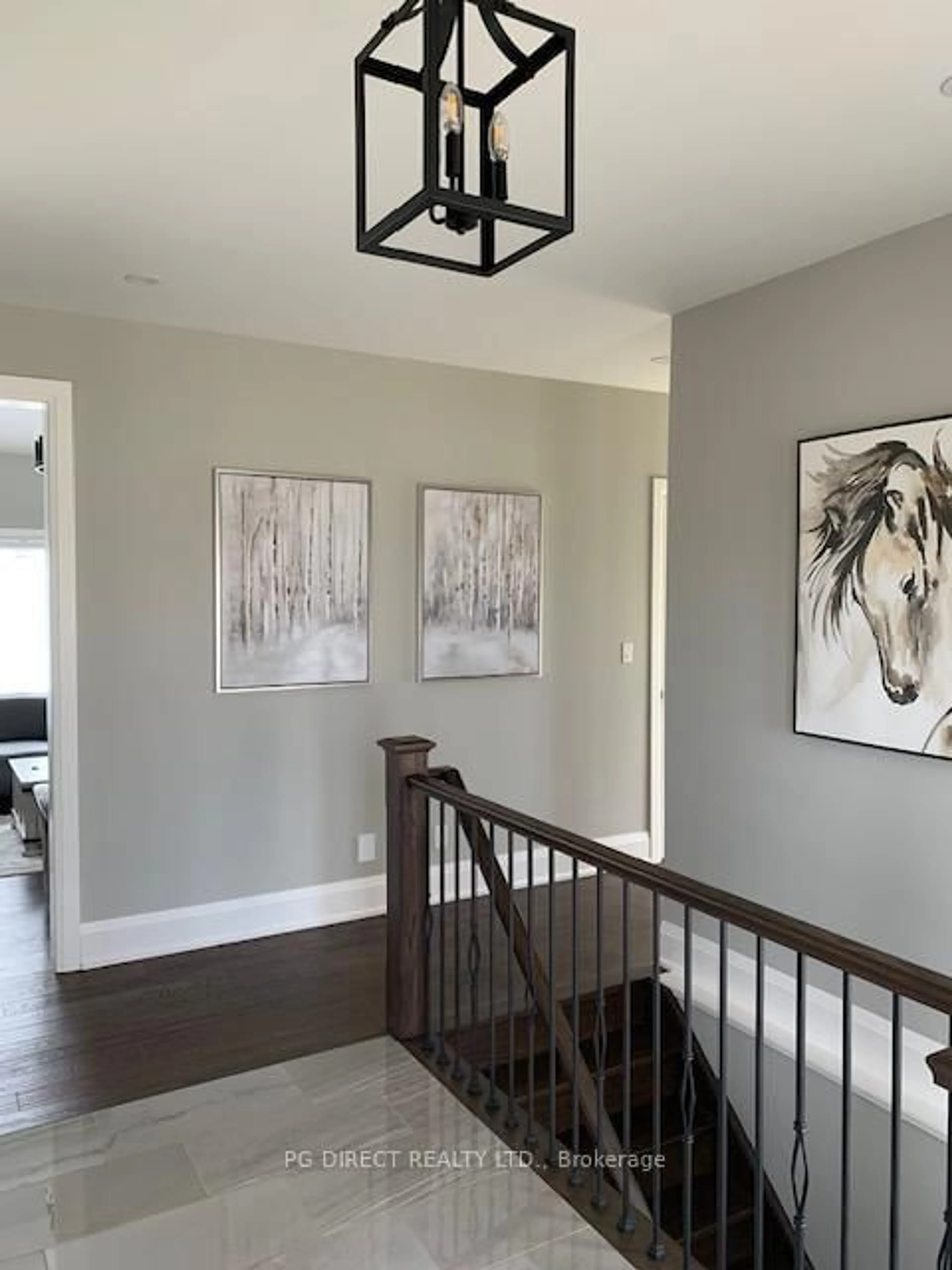 Indoor entryway for 12 Morgan Dr, Oro-Medonte Ontario L0K 1E0