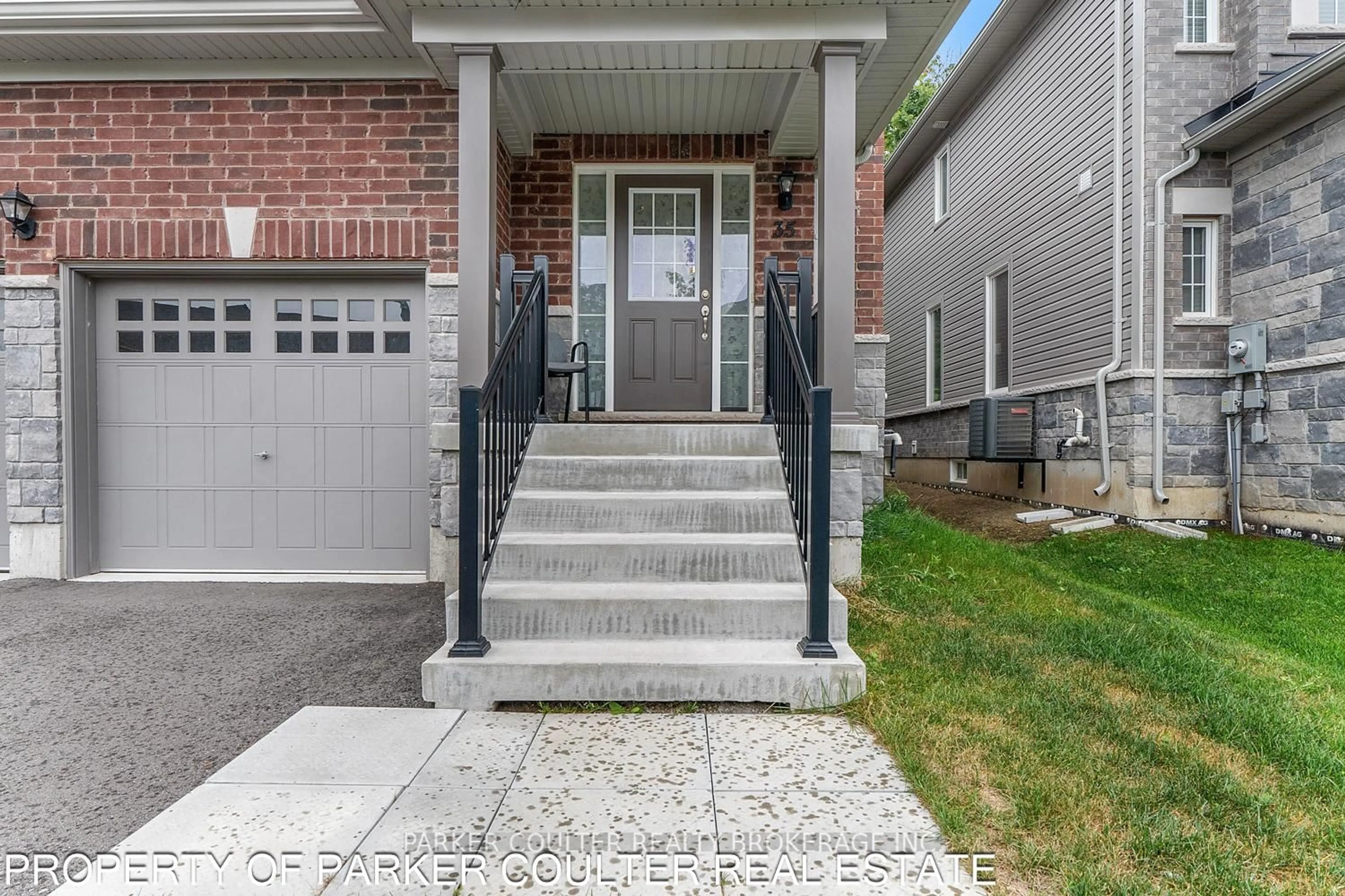 Home with brick exterior material, street for 35 Atlantis Dr, Orillia Ontario L3V 8L4