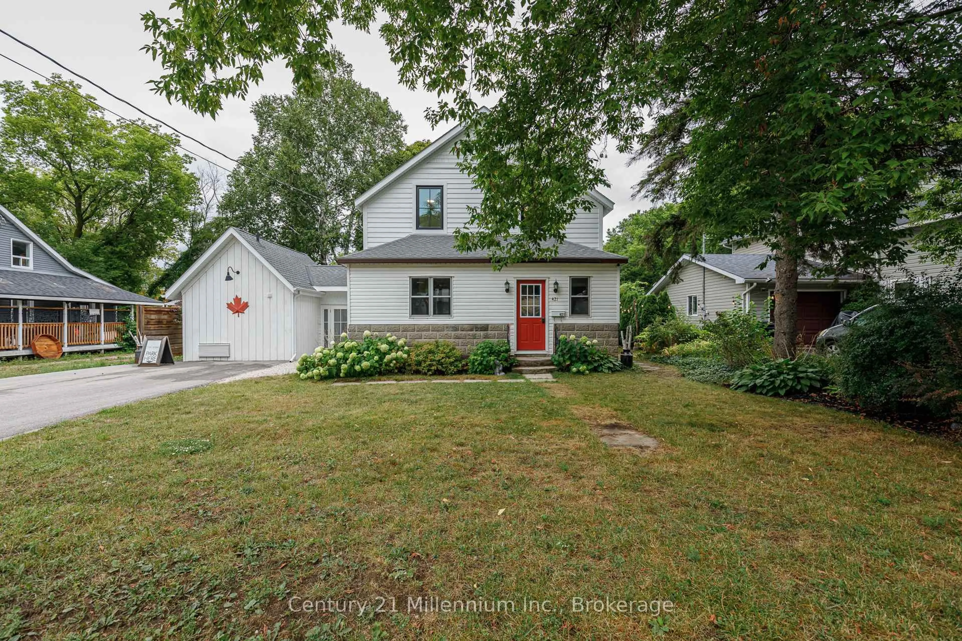 Unknown for 421 Napier St, Collingwood Ontario L9Y 3T8