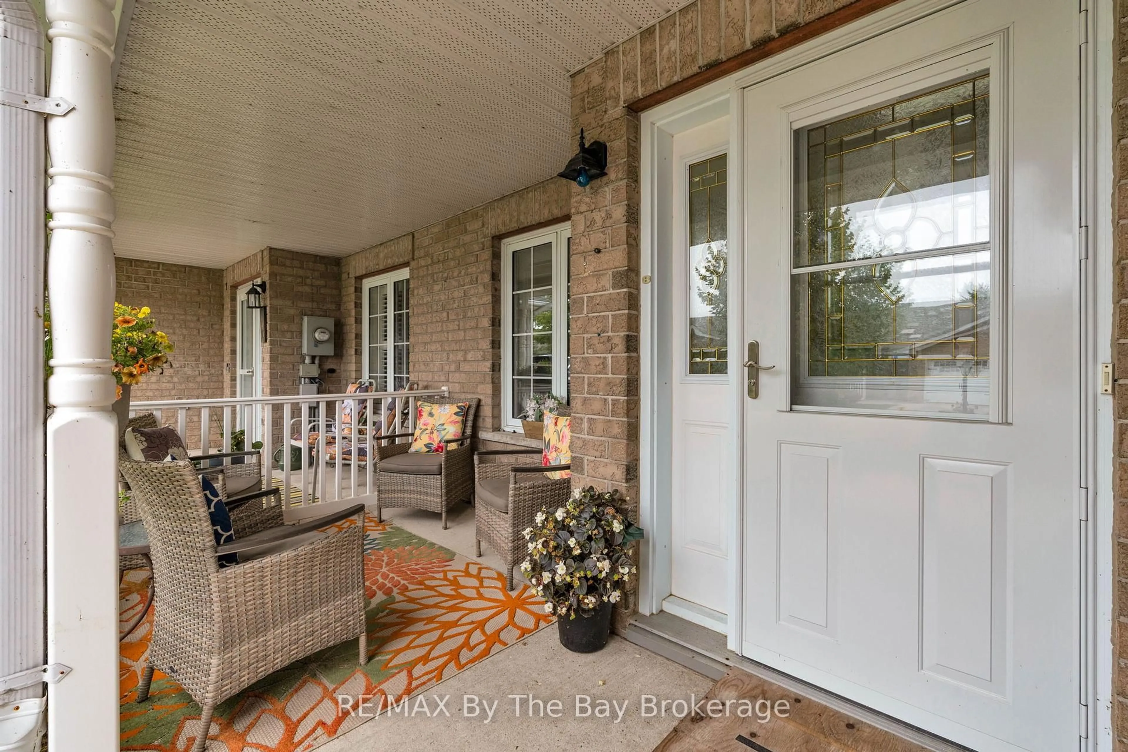 Indoor entryway for 29 MEADOW Lane, Wasaga Beach Ontario L9Z 0A4