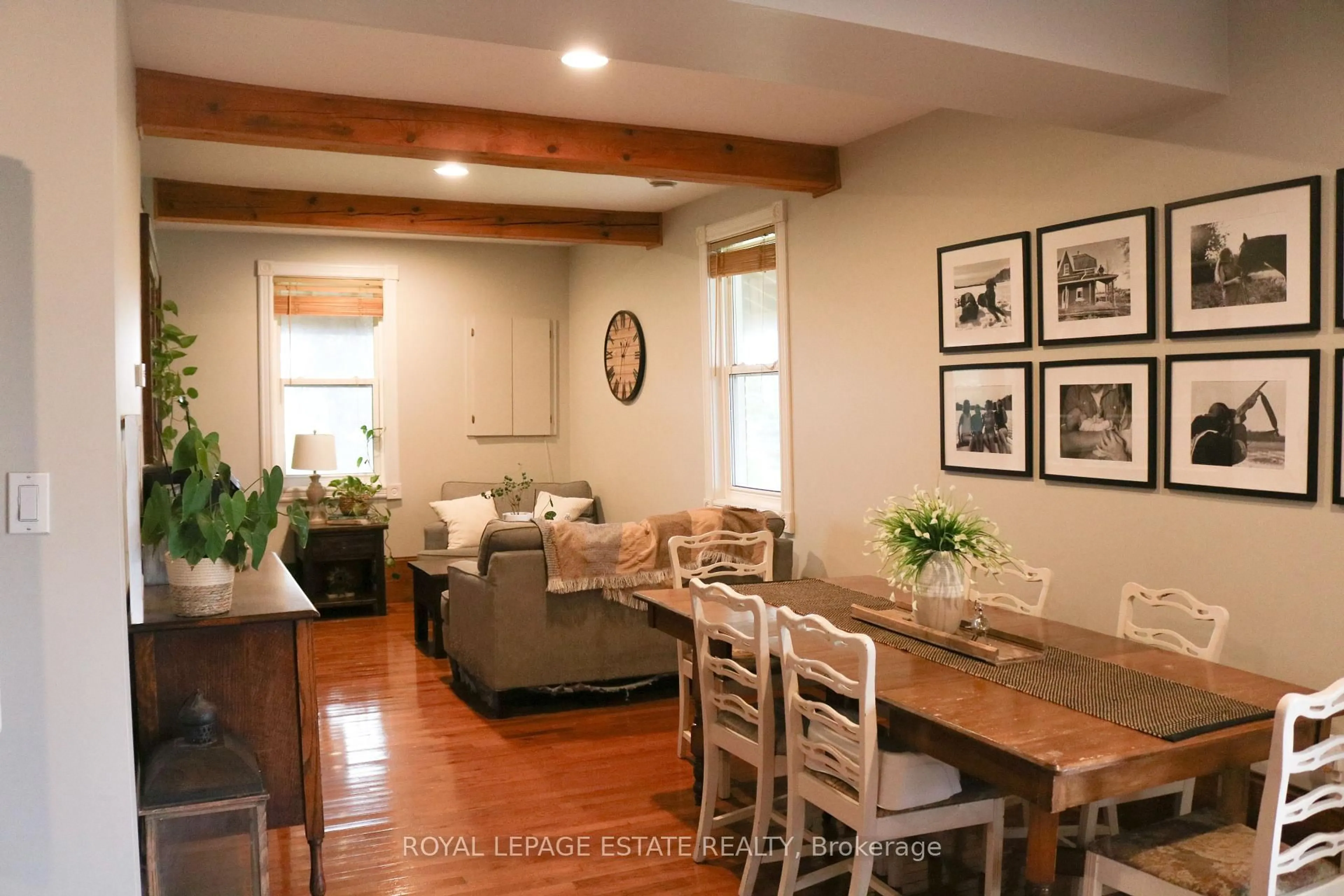 Dining room, wood/laminate floor for 4295 Horseshoe Valley Rd, Springwater Ontario L9X 1G1