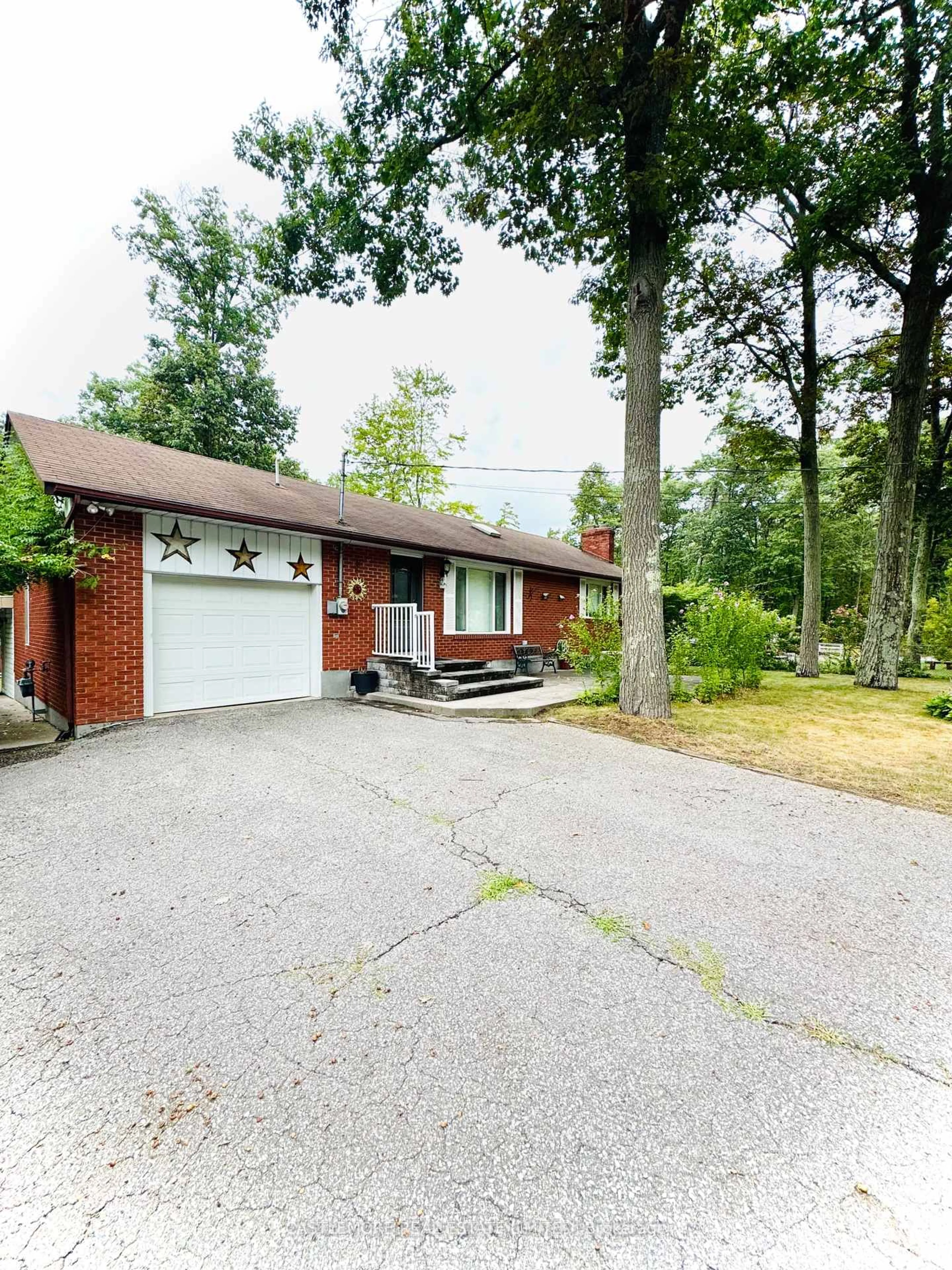 Home with brick exterior material, street for 10 Cabell Rd, Tiny Ontario L0L 1P0