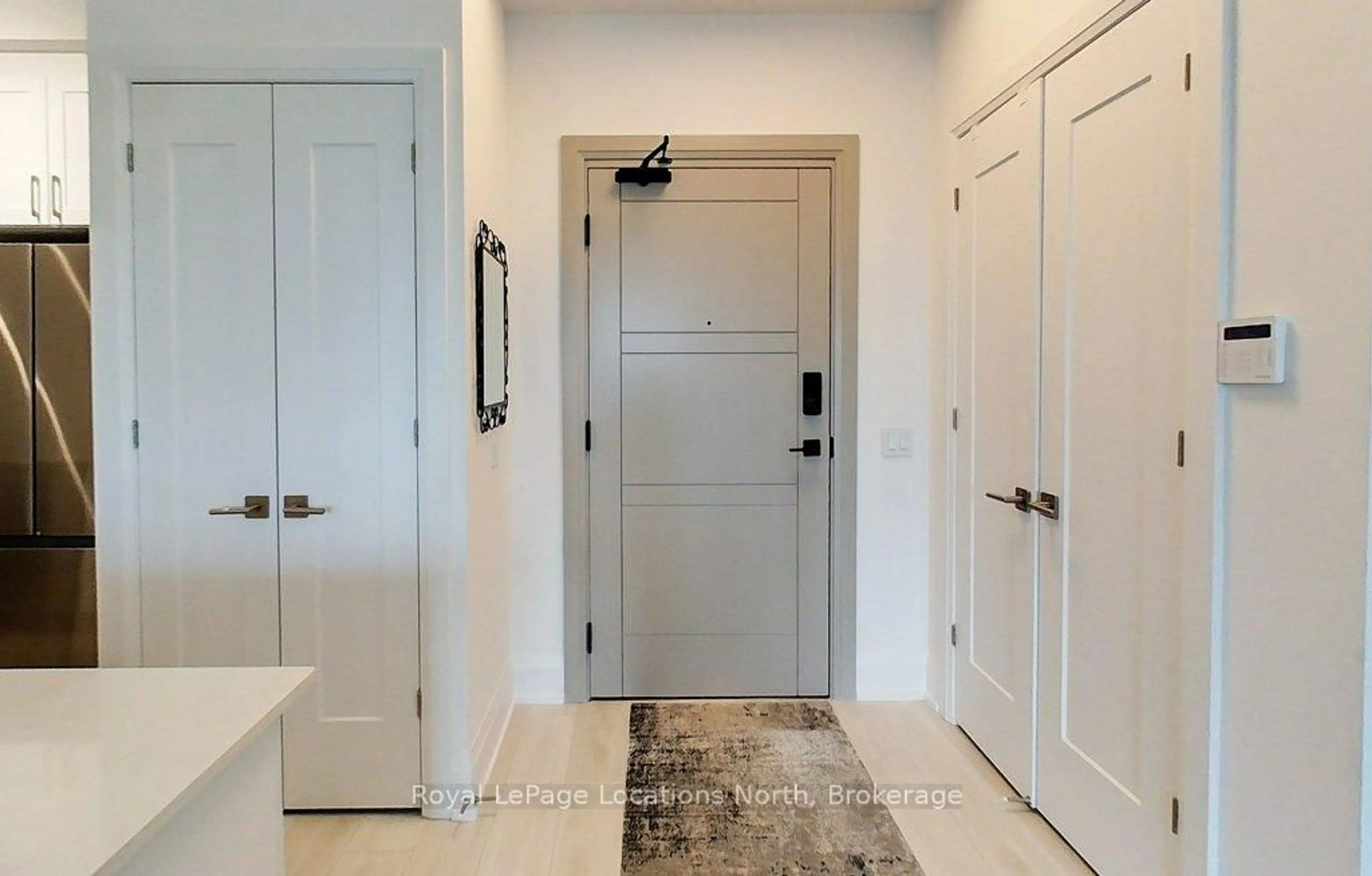 Indoor entryway for 1 Hume St #514, Collingwood Ontario L9Y 0X3
