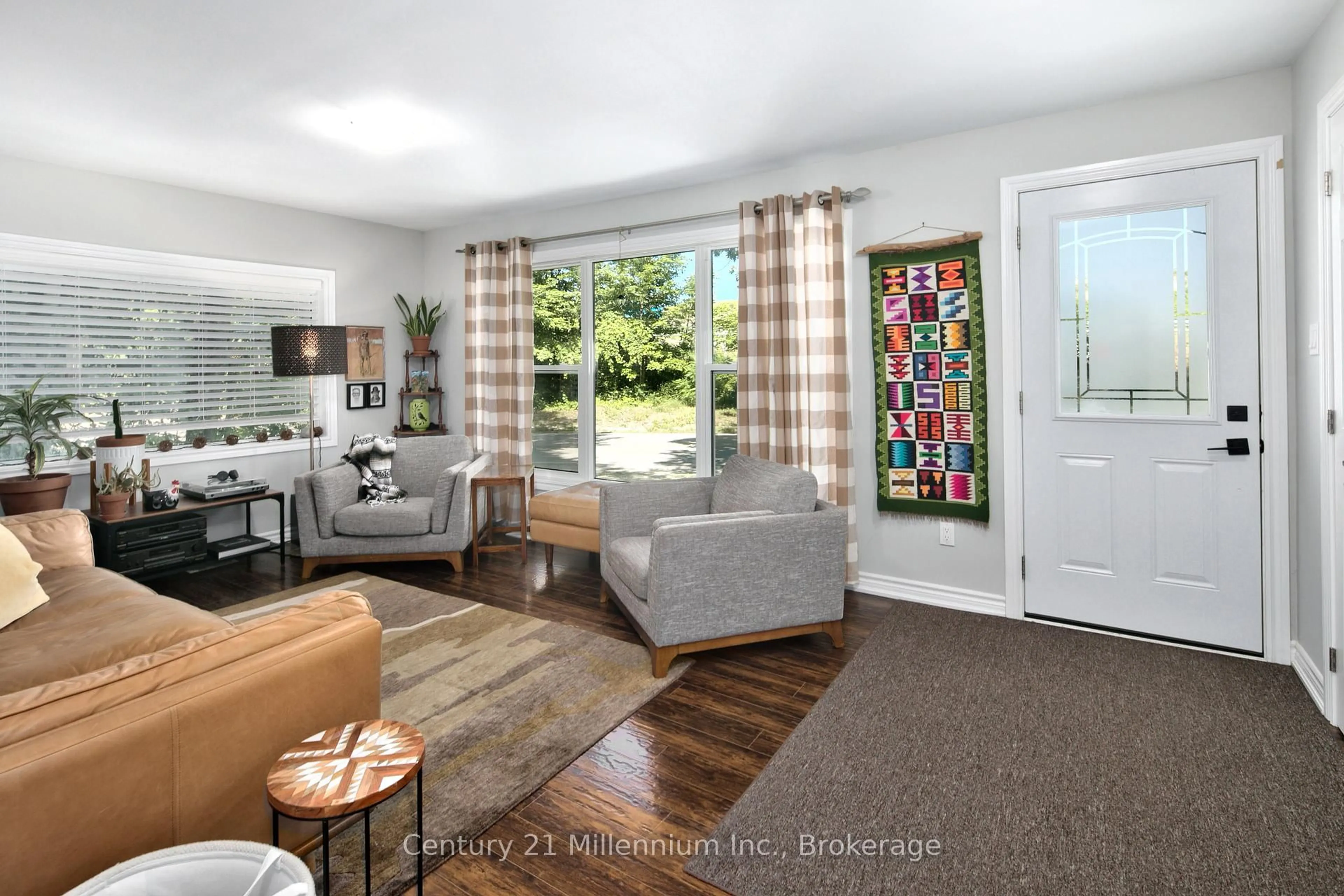 Living room with furniture, unknown for 5 Bells Park Rd, Wasaga Beach Ontario L9Z 2X2