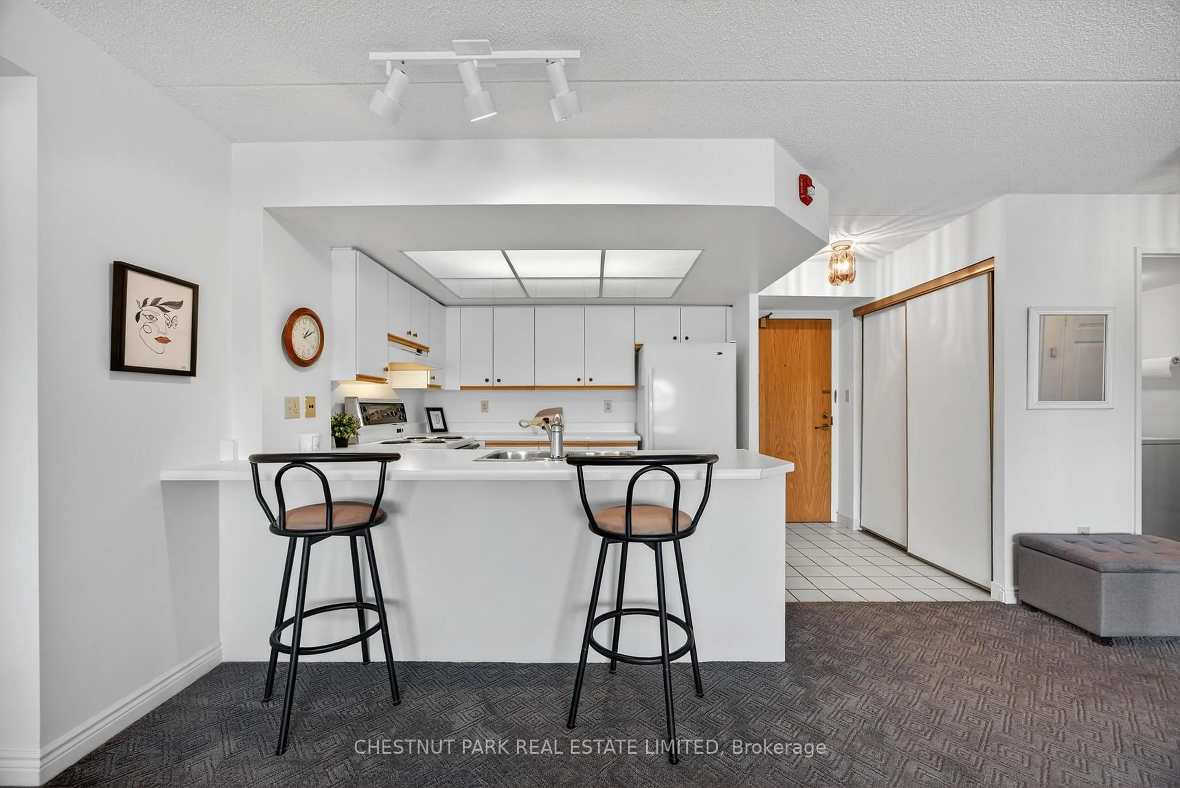 Open concept kitchen, unknown for 172 Eighth St #404, Collingwood Ontario L9Y 4T2