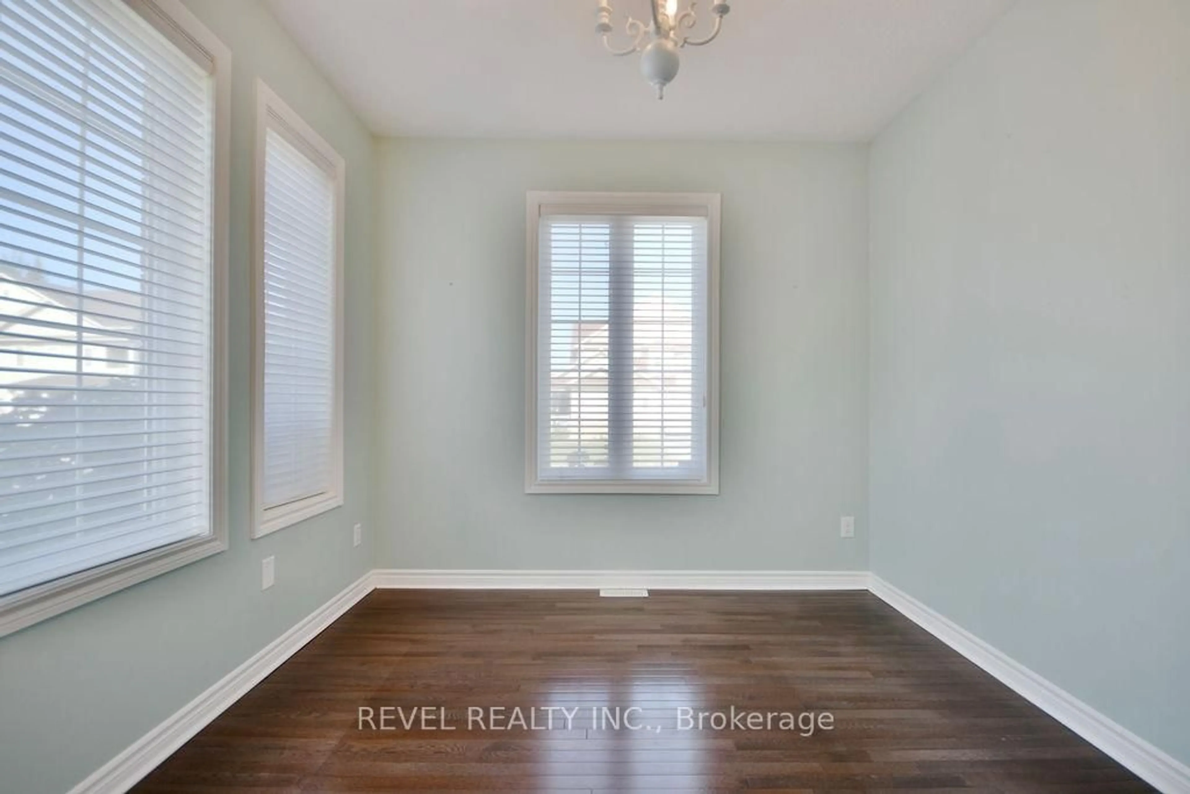 A pic of a room for 166 SUCCESSION Cres, Barrie Ontario L4M 7H4