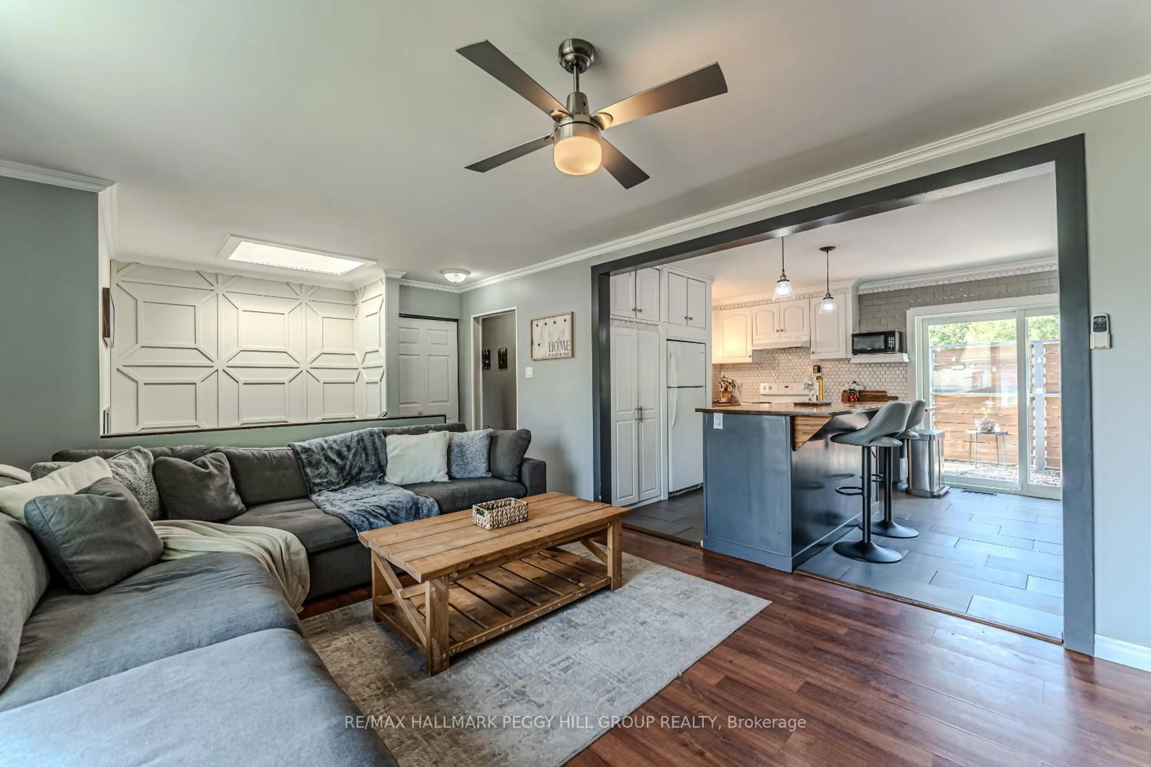 Living room with furniture, unknown for 326 Mcnicoll St, Tay Ontario L0K 1R0