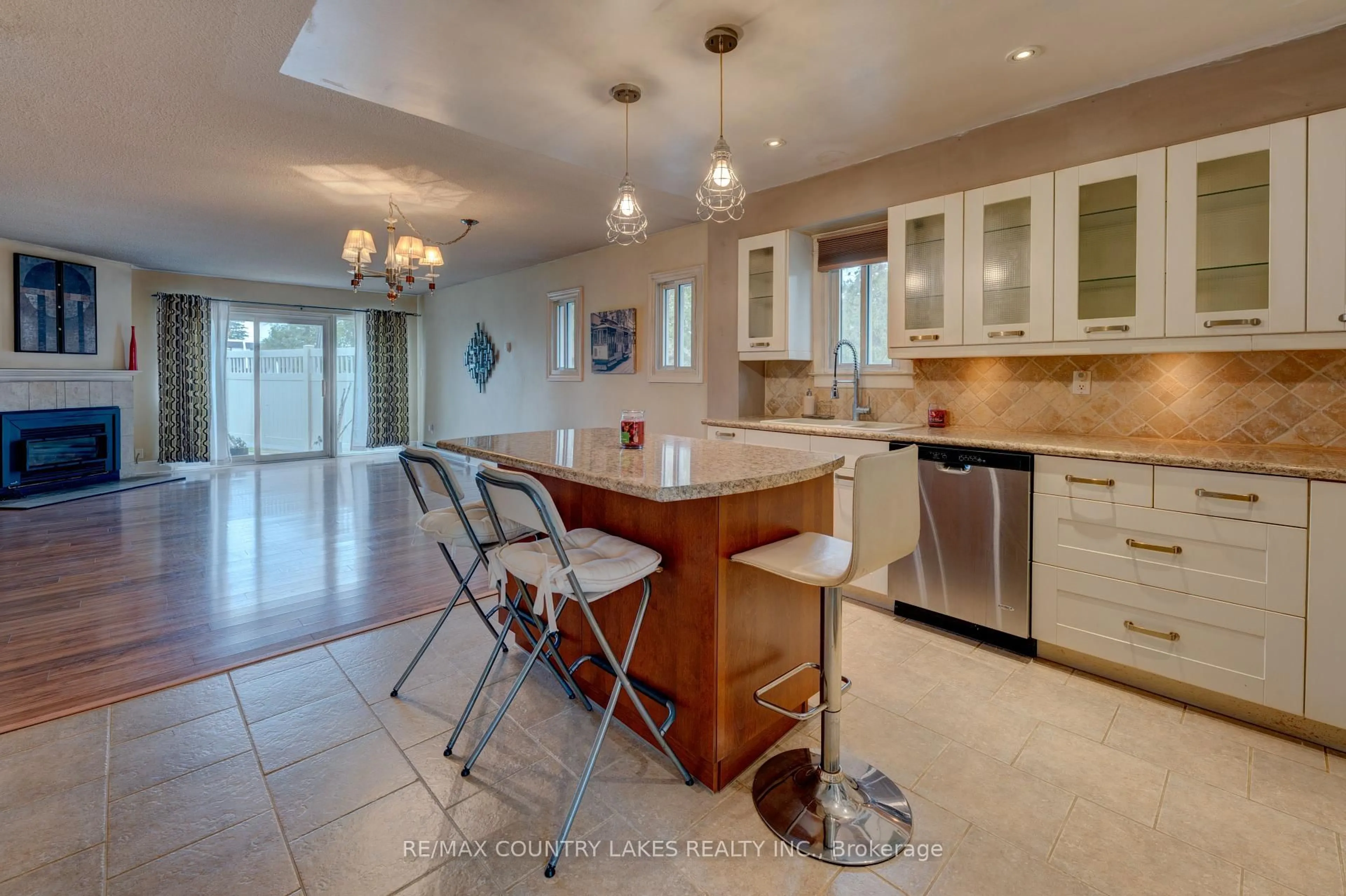 Open concept kitchen, ceramic/tile floor for 4 Paradise Blvd #1, Ramara Ontario L0K 1B0