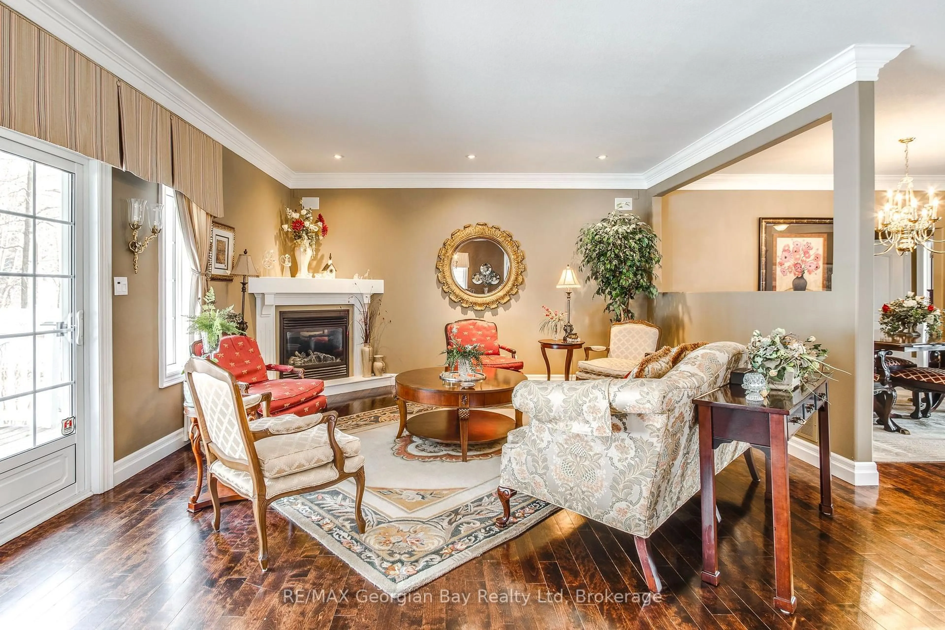 Living room with furniture, unknown for 65 Mourning Dove Tr, Tiny Ontario L0L 2J0