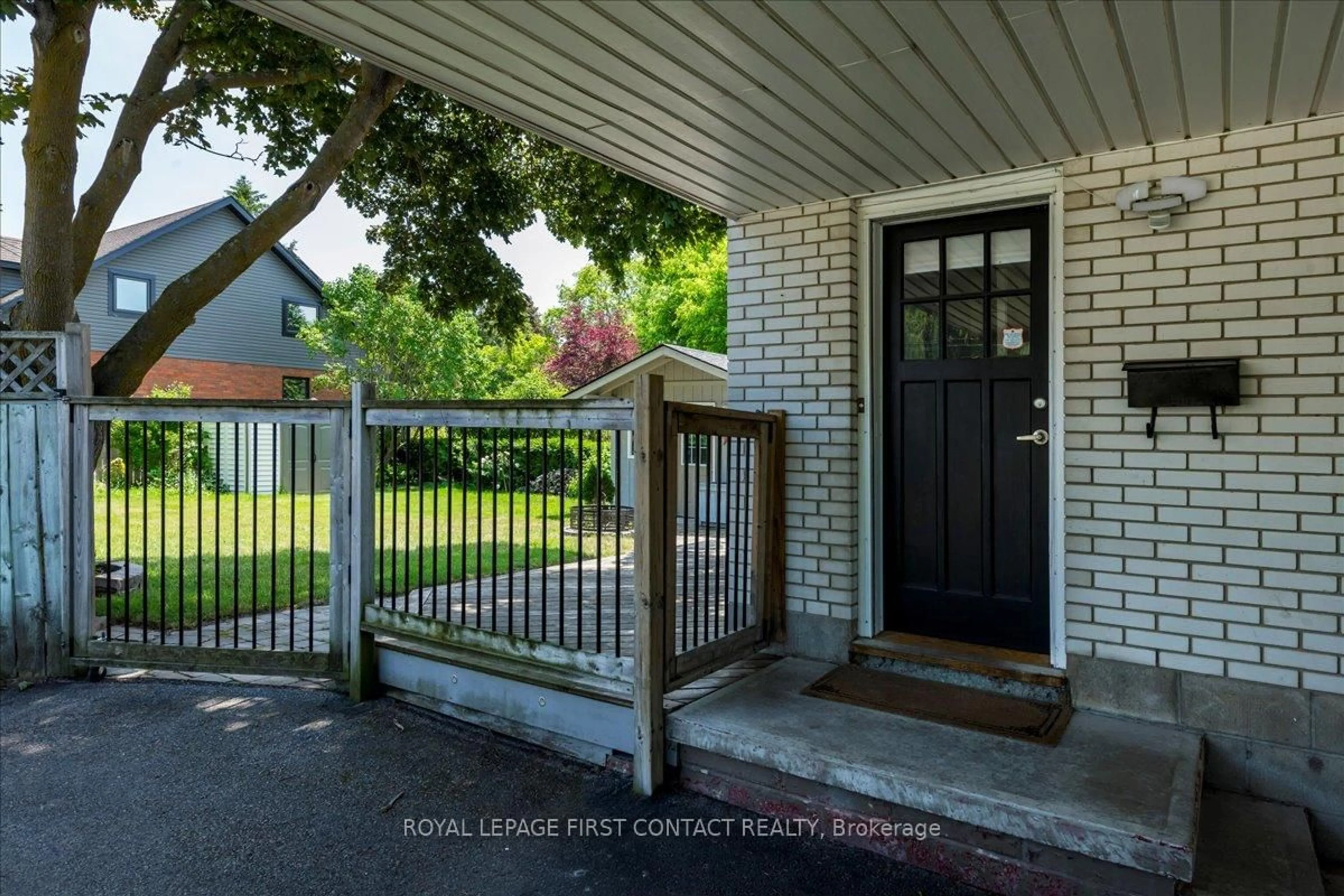 Unknown for 591 Oak St, Collingwood Ontario L9Y 2Z2