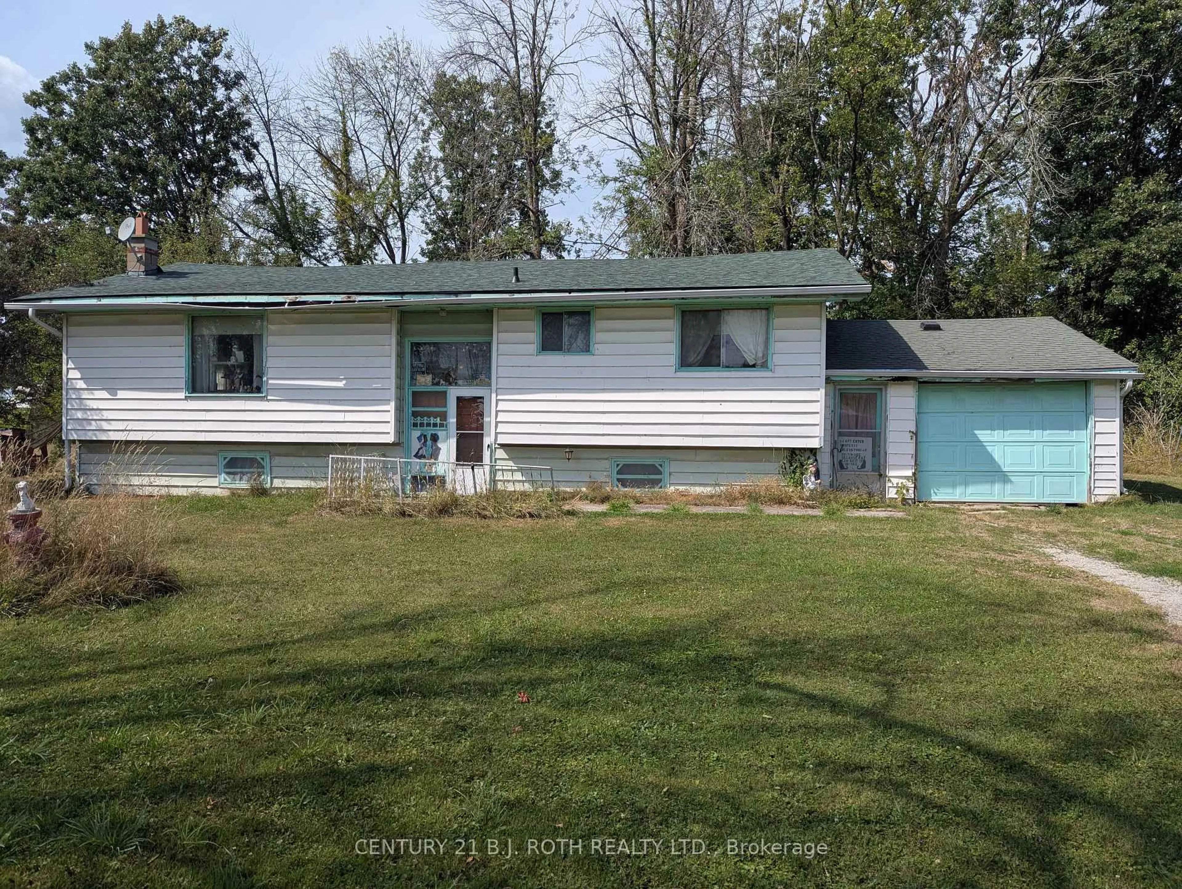 Home with vinyl exterior material, street for 4194 Airport Rd, Ramara Ontario L3V 0K6