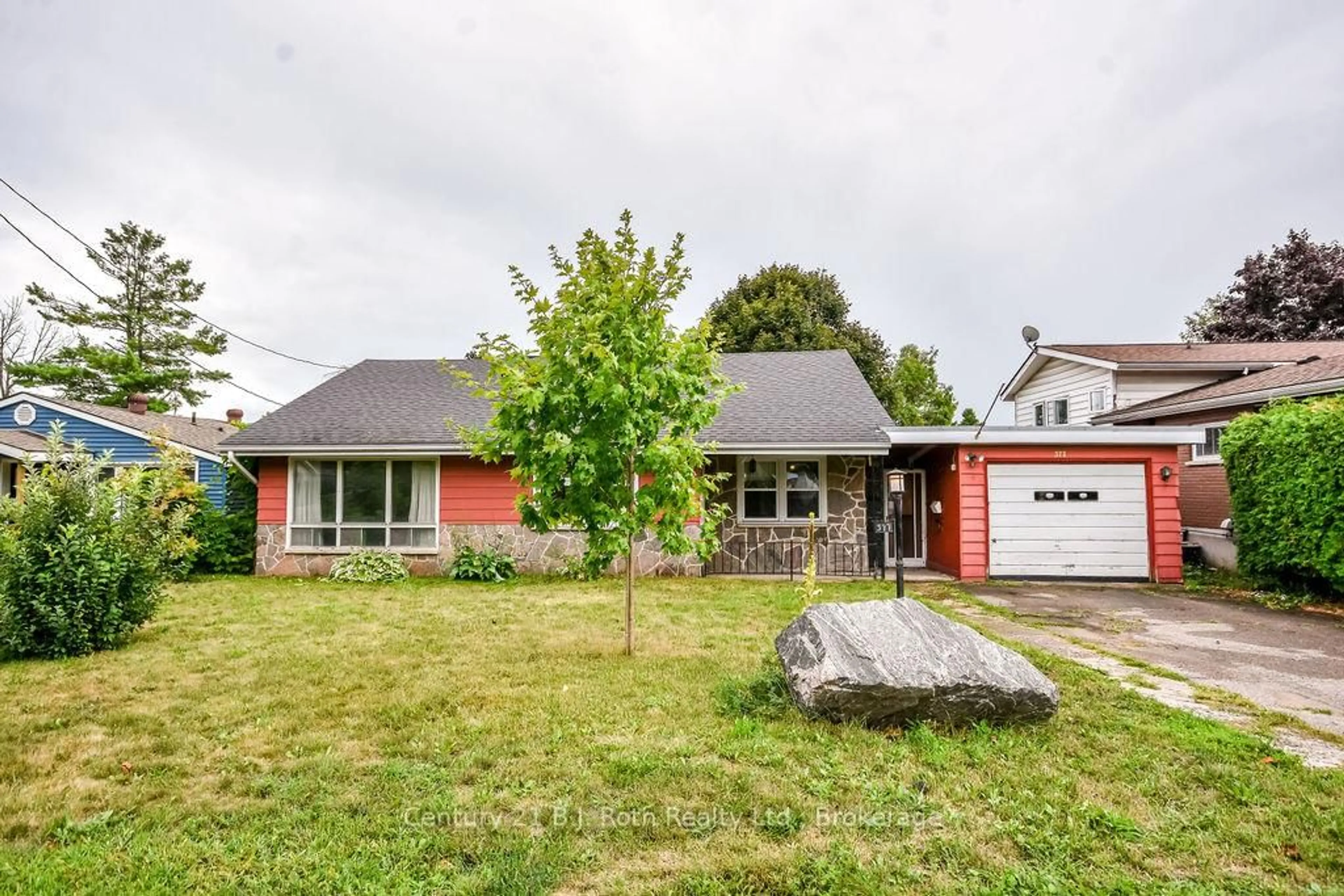 Unknown for 377 Barrie Rd, Orillia Ontario L3V 2S1