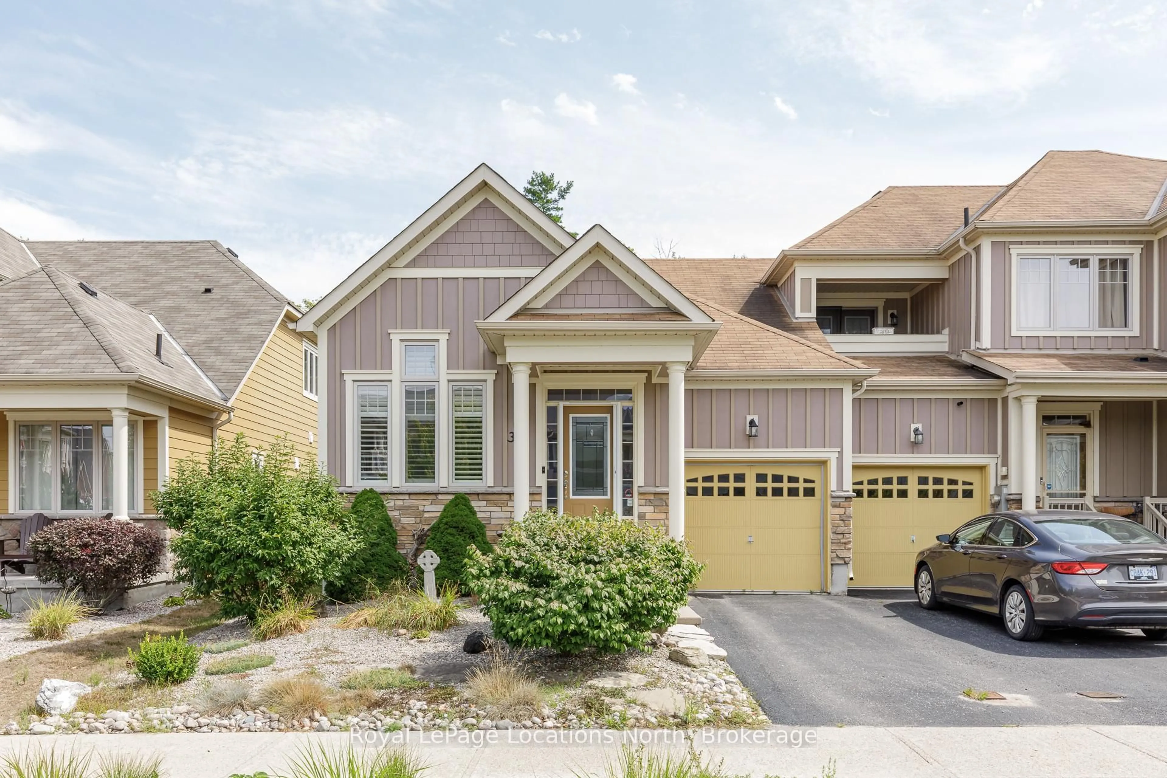 Home with brick exterior material, street for 35 Sandy Coast Cres, Wasaga Beach Ontario L9Z 2L2