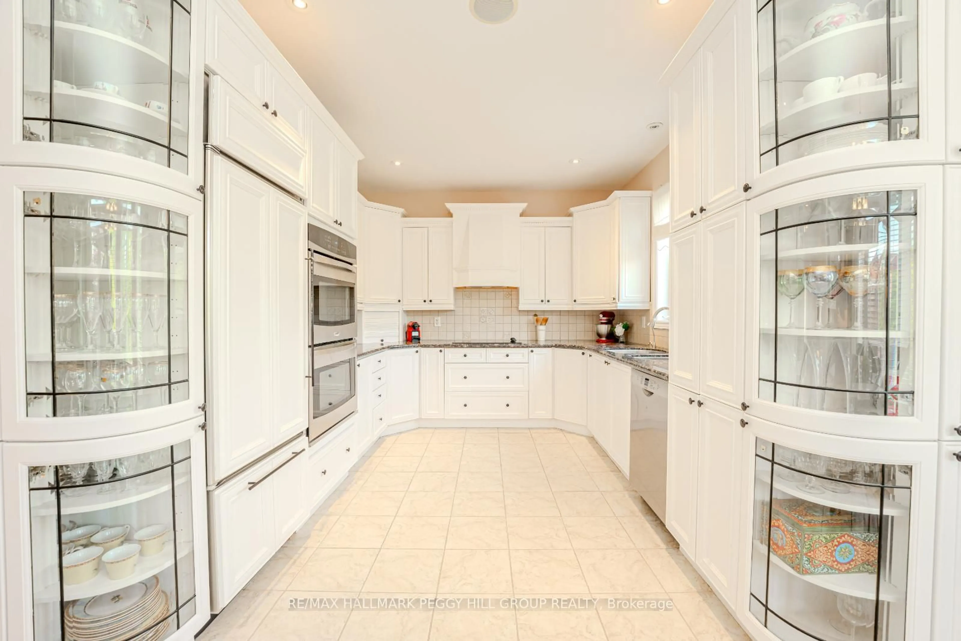 Contemporary kitchen, ceramic/tile floor for 30 Birkhall Pl, Barrie Ontario L4N 0K6