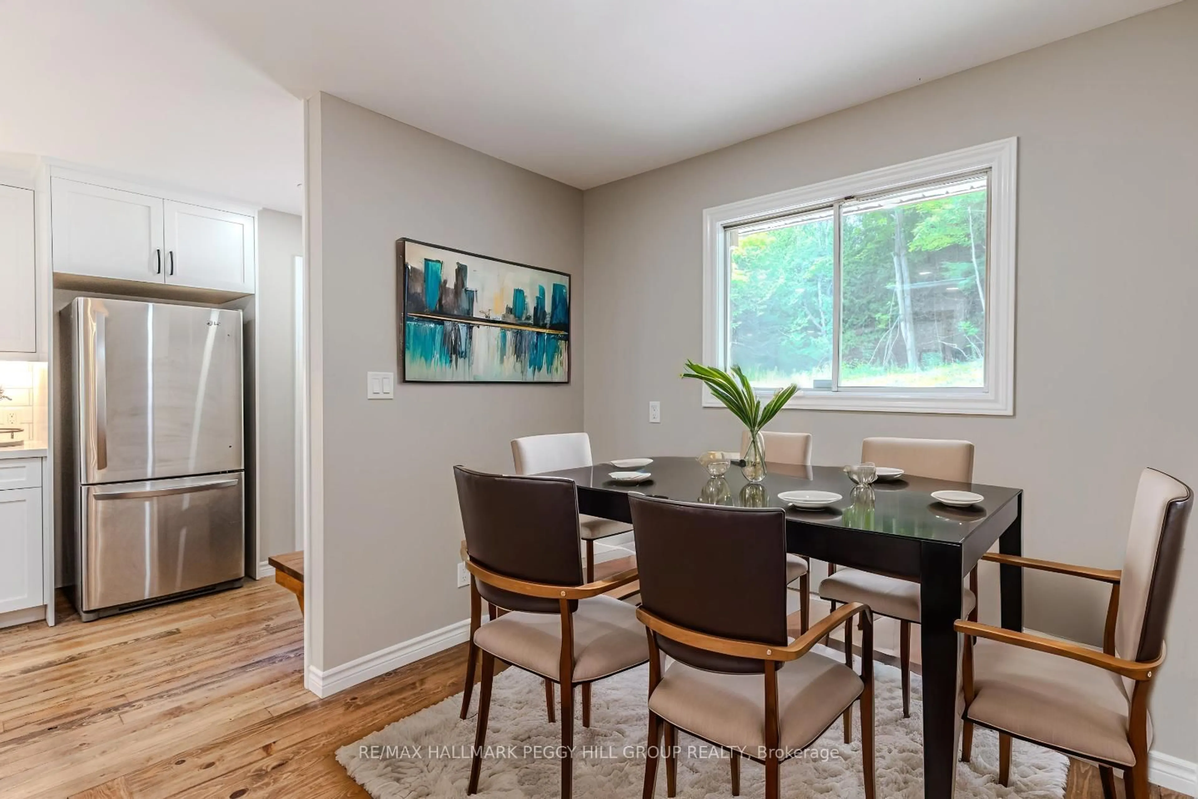 Dining room, wood/laminate floor for 8275 County Rd 9, Clearview Ontario L0M 1G0